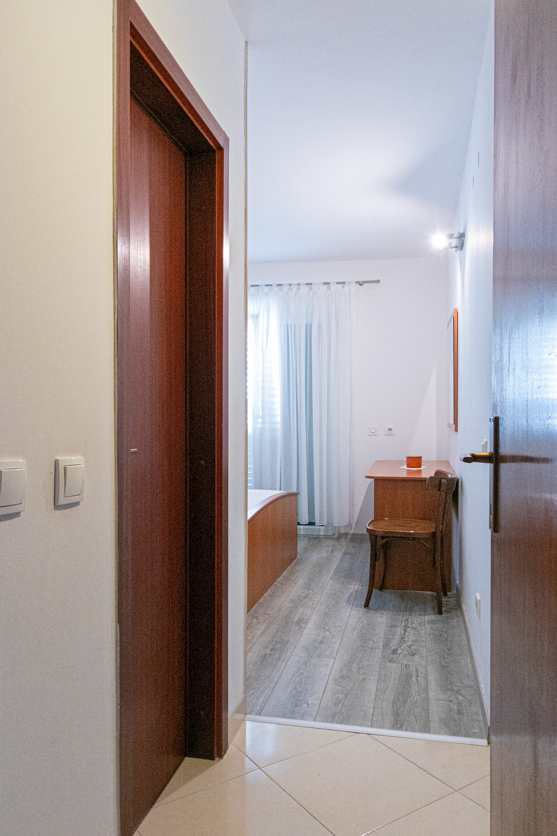 Two bedroom apartment with terrace and sea view Brela, Makarska  A-a