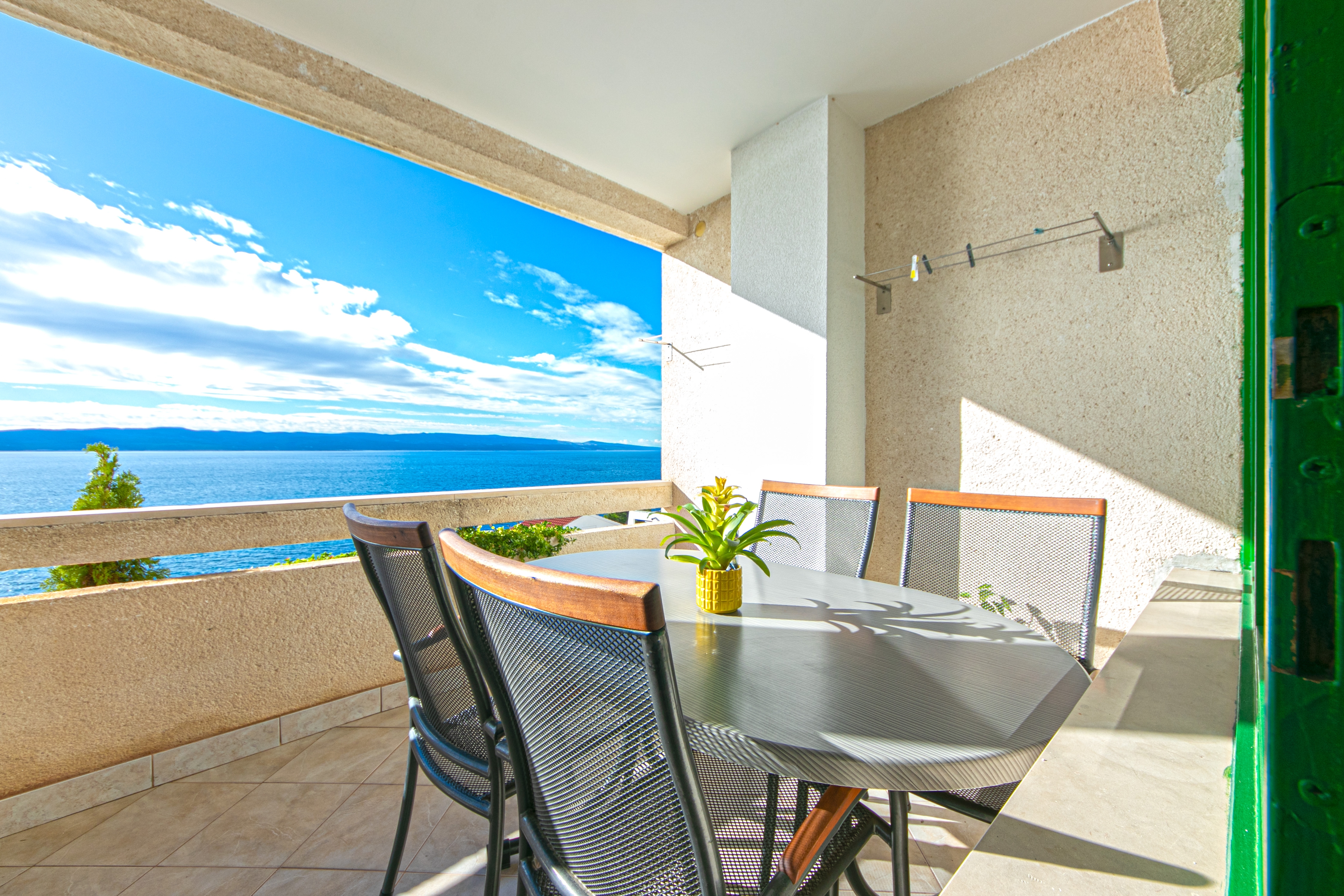 Two bedroom apartment with terrace and sea view Brela, Makarska  A-a