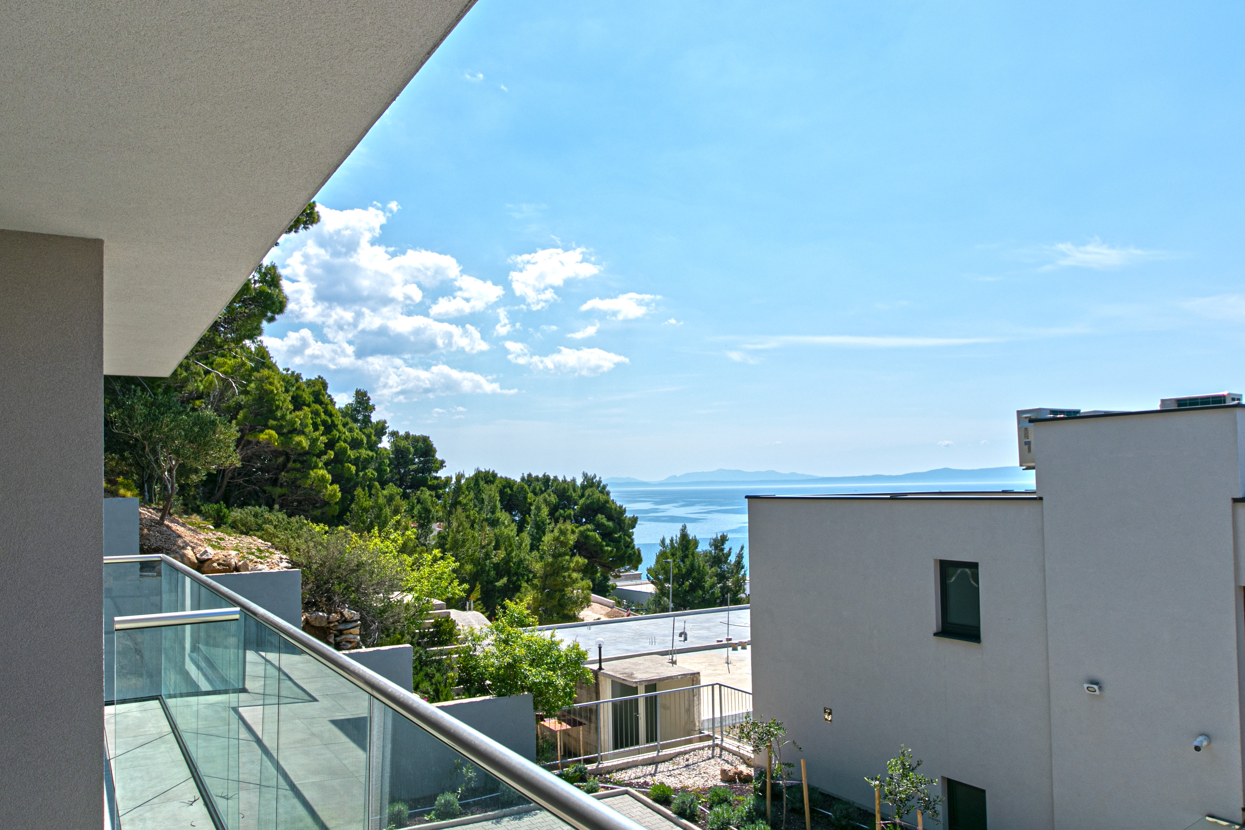 One bedroom apartment with terrace and sea view Brela, Makarska  A-b