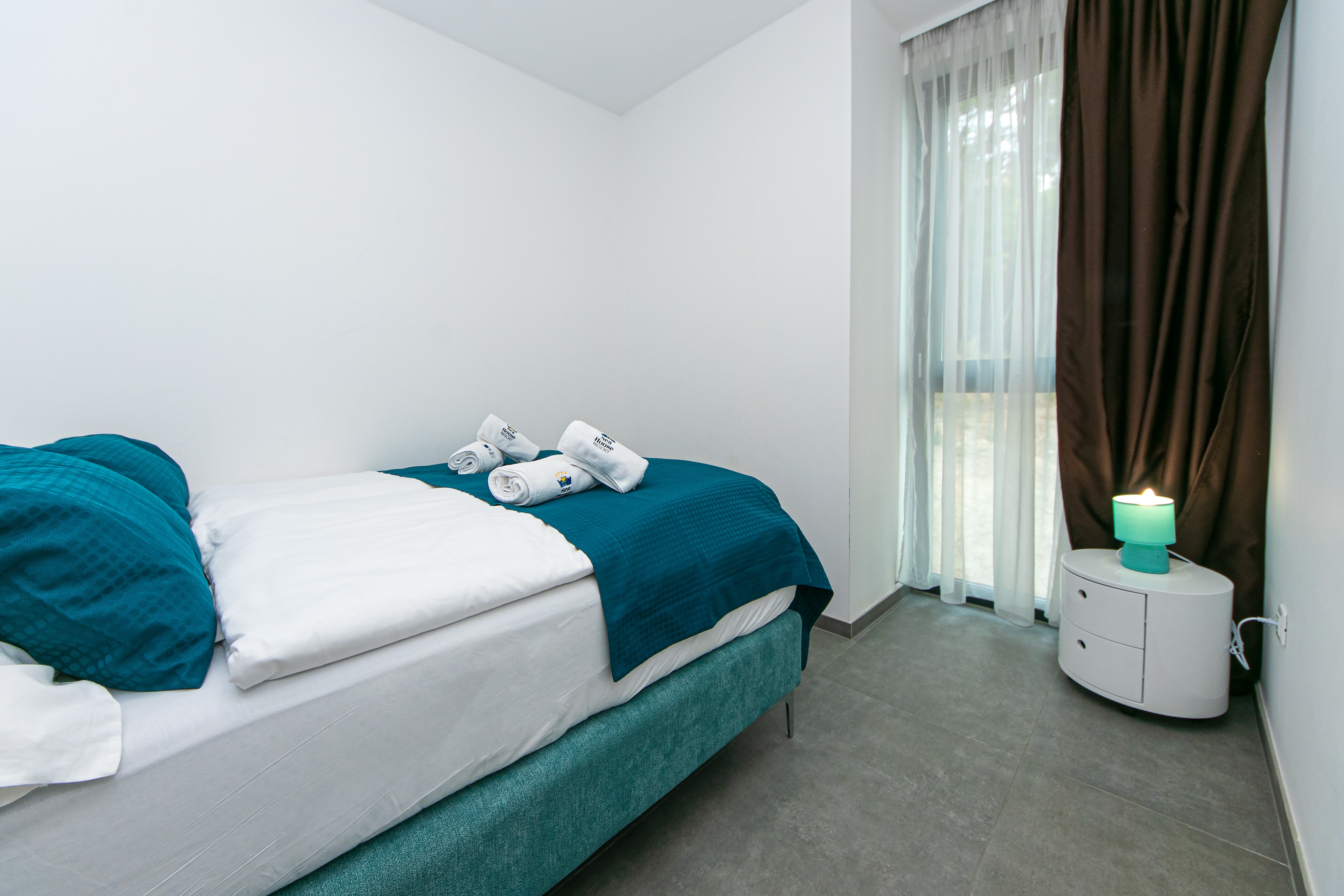 Two bedroom apartment with terrace and sea view Brela, Makarska  A-c