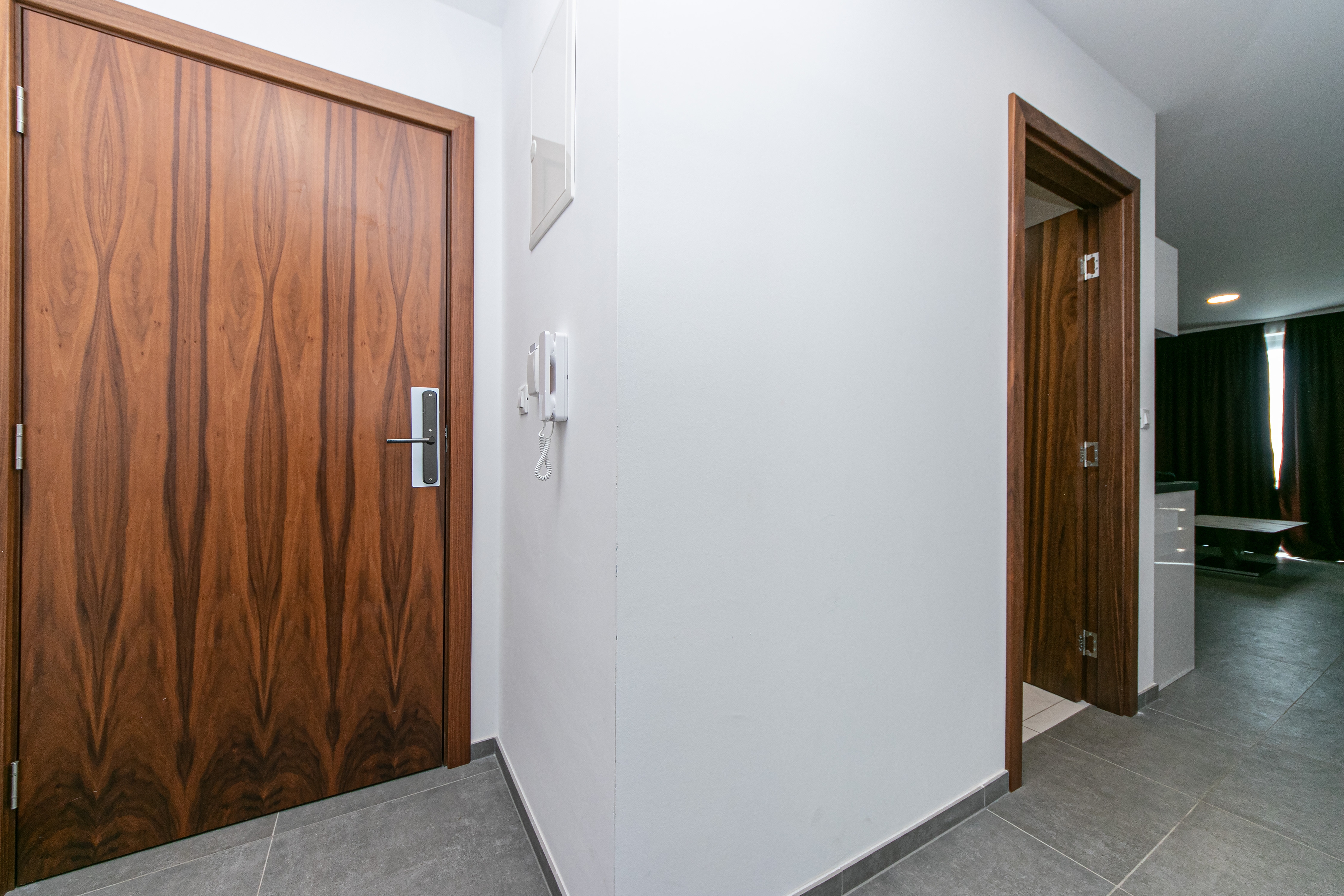 One bedroom apartment with terrace and sea view Brela, Makarska  A-d