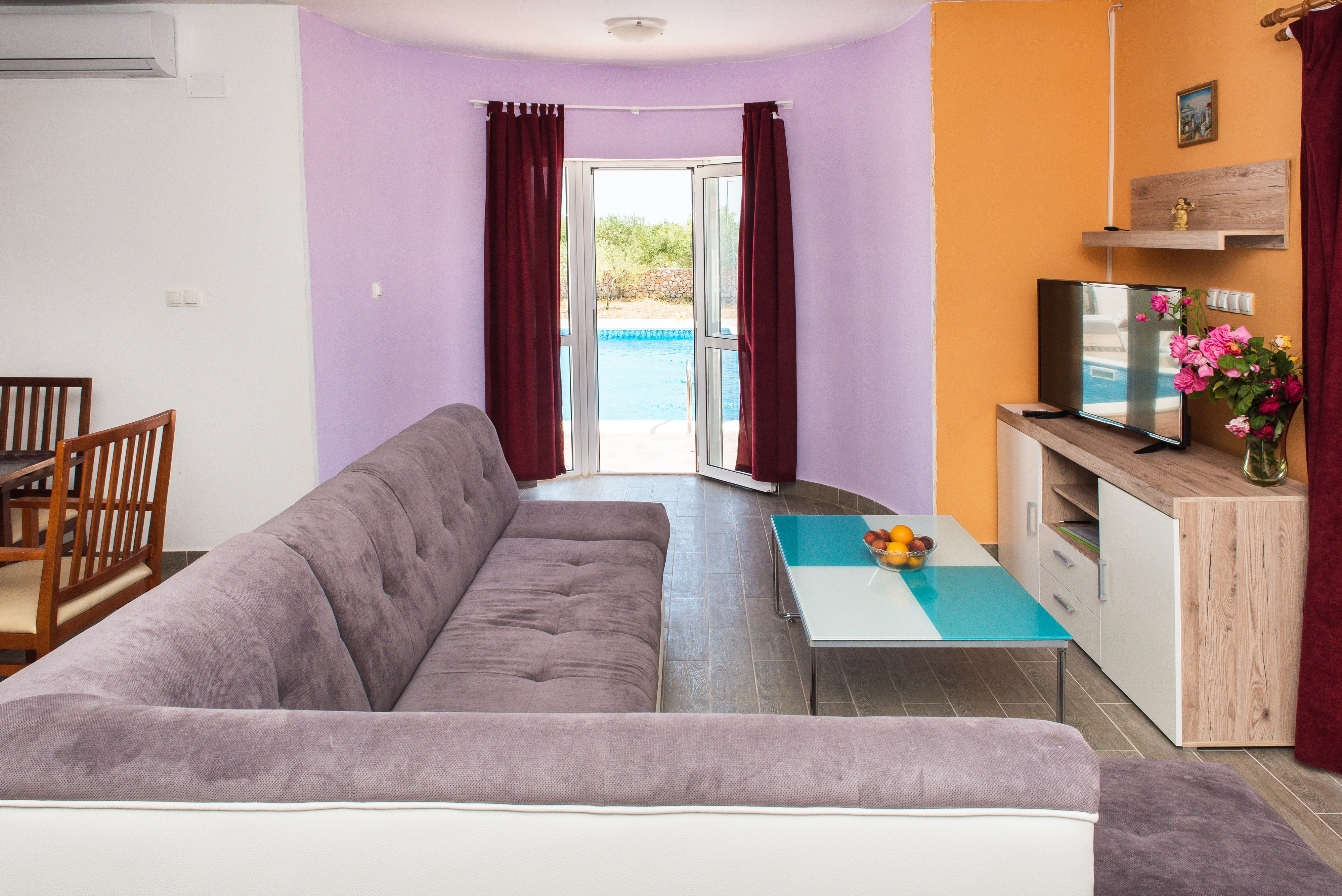 Four-bedroom house with terrace and sea view Čista Velika, Vodice (K-20234)