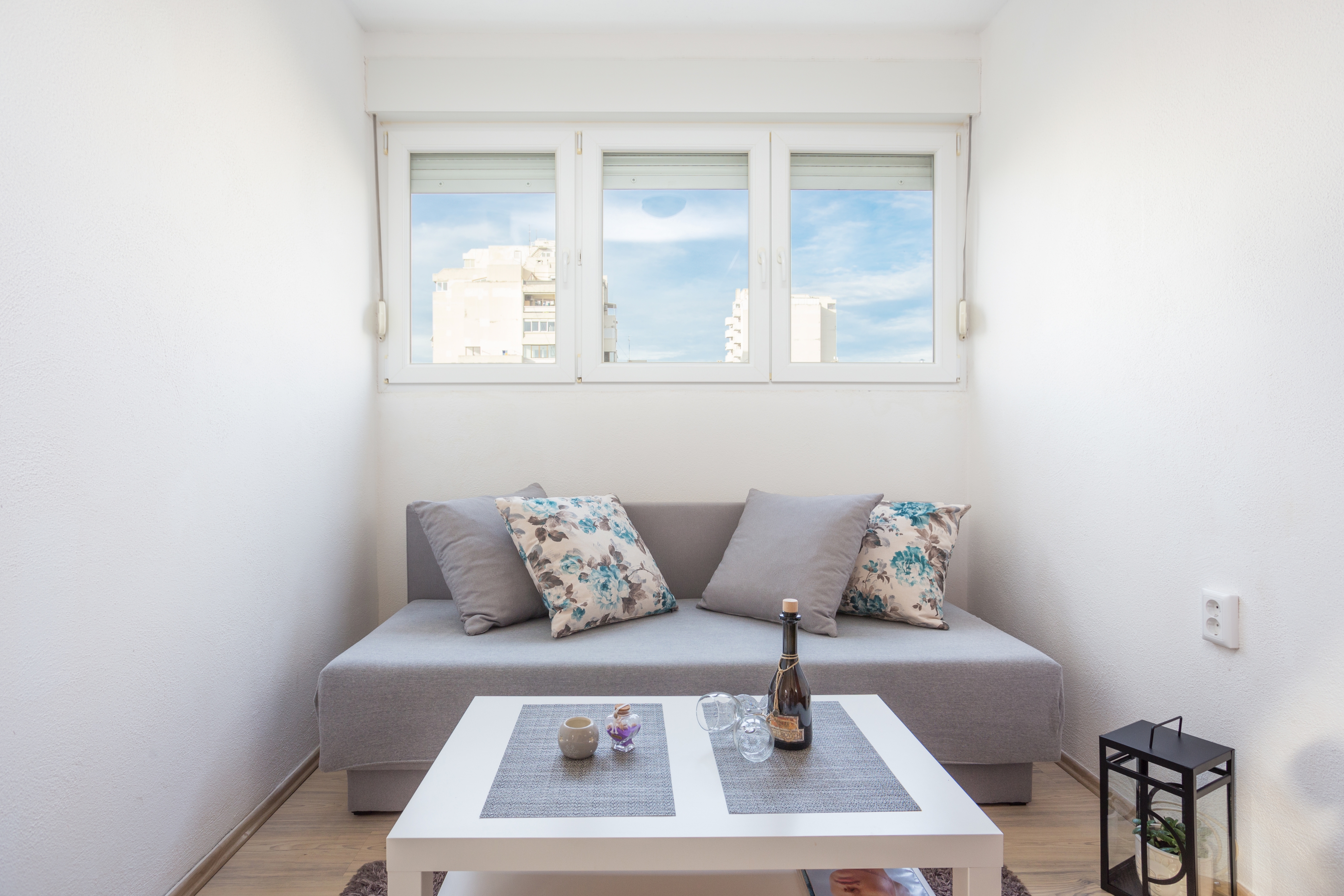 One bedroom apartment with air-conditioning Split (A-20242-a)