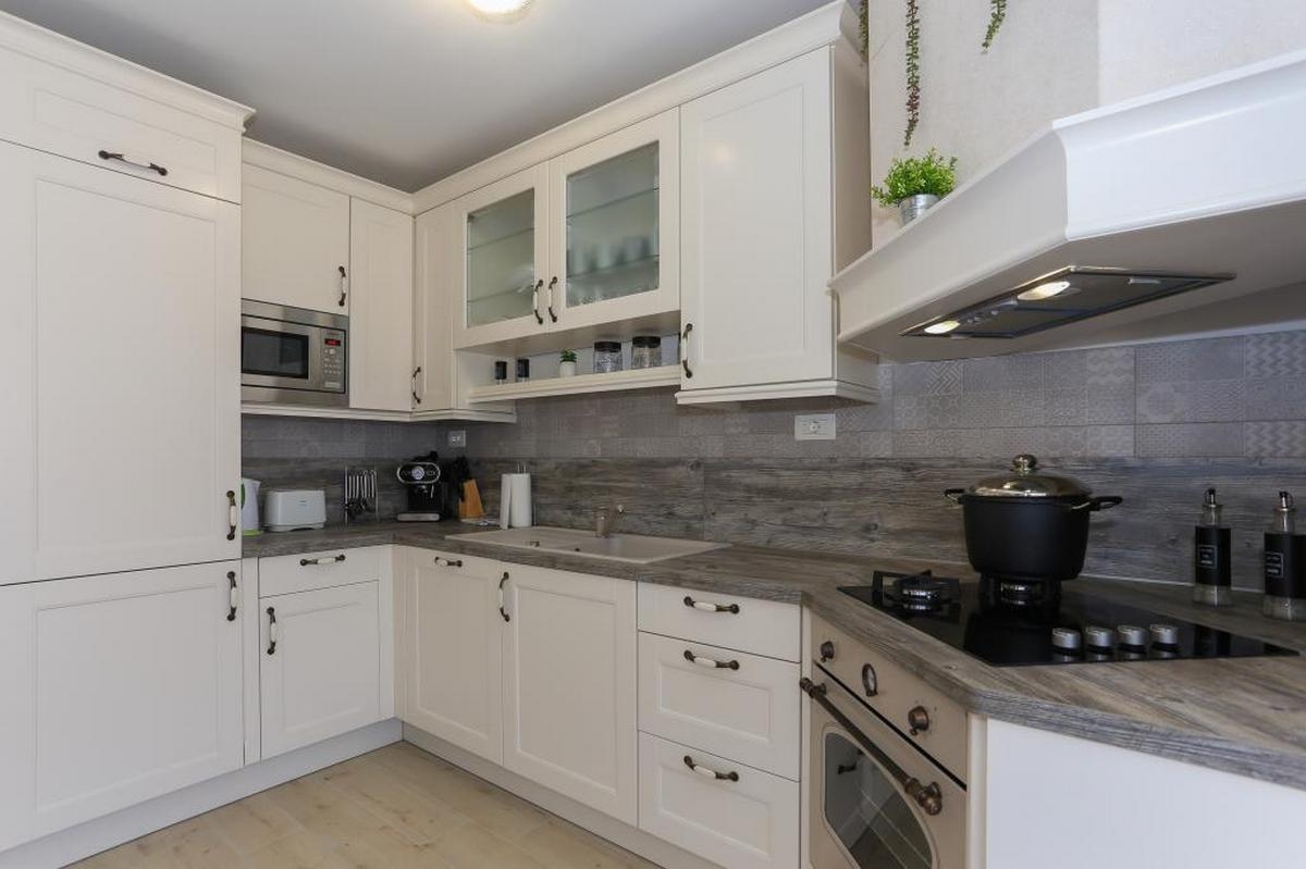 Top Kaštela Kaštel Gomilica Top Kaštela Kaštel Gomilica