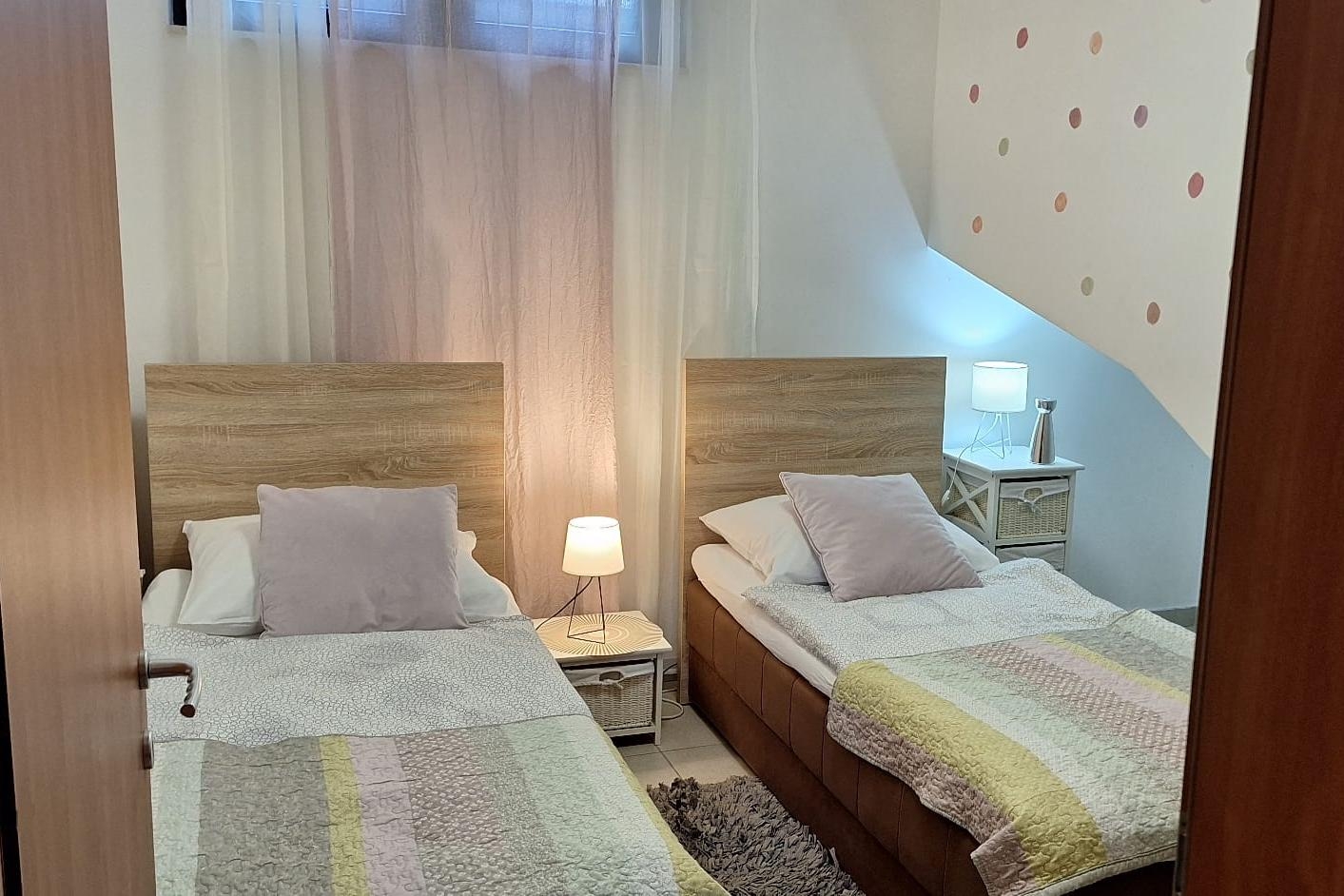 Top Šibenik Brodarica Top Šibenik Brodarica