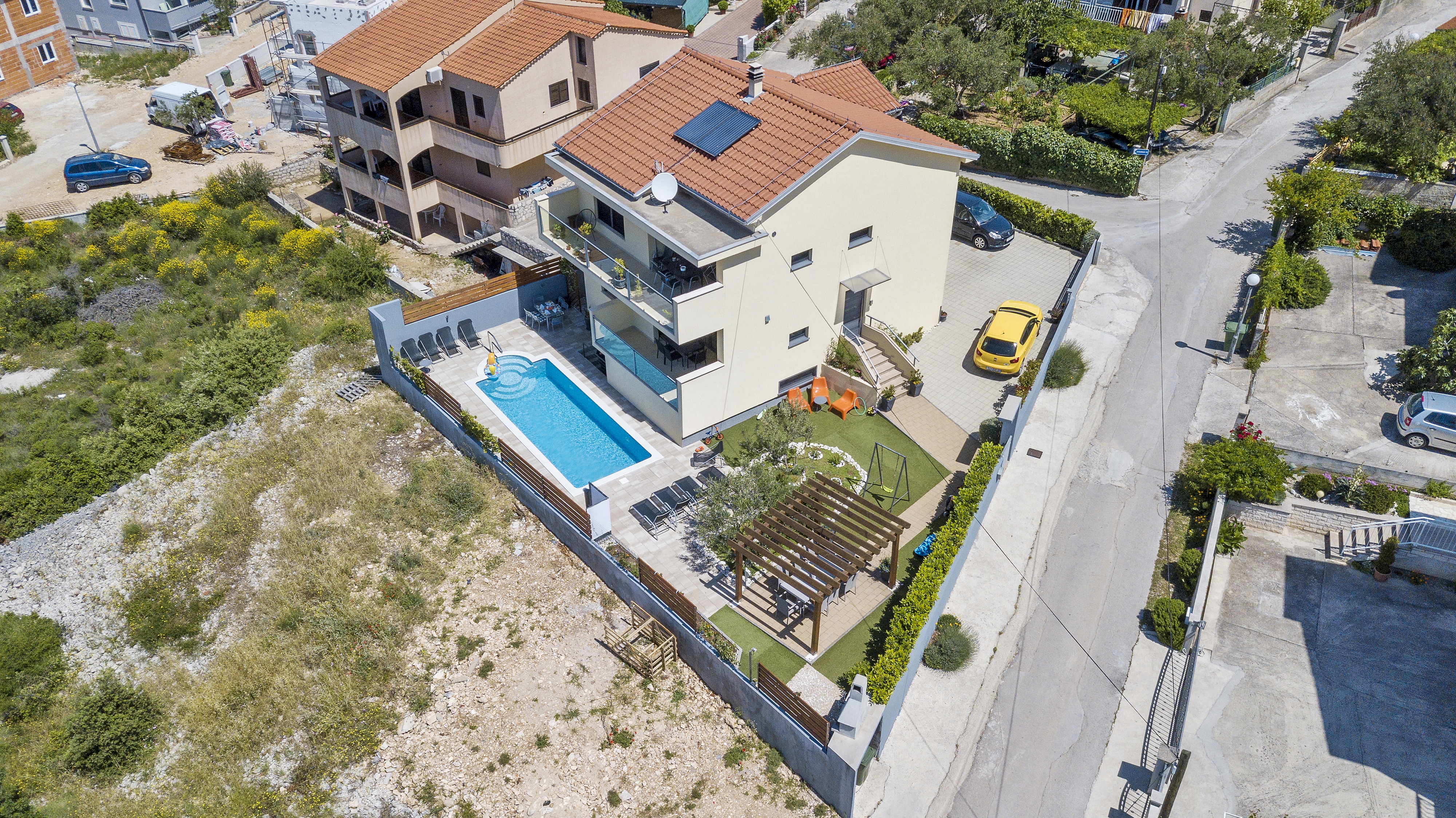 Two bedroom apartment with terrace Brodarica, Šibenik (A-20248-b)