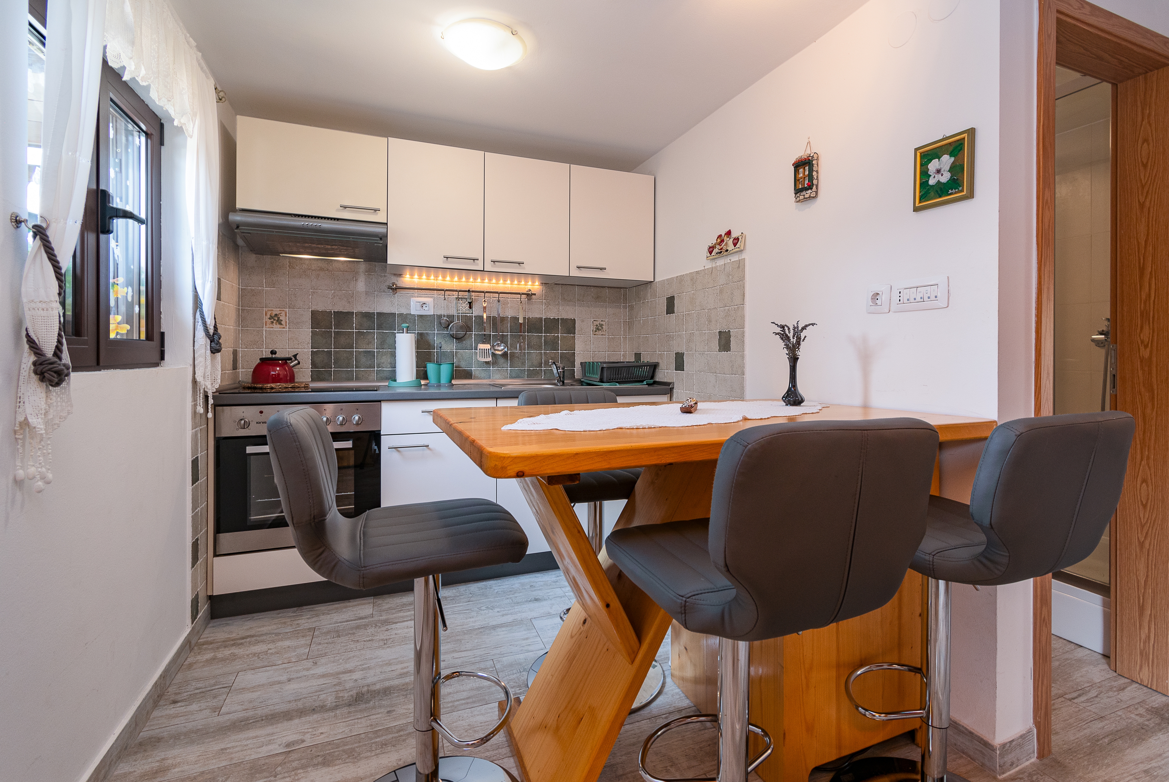 One bedroom apartment with terrace Prezid, Gorski kotar  A-a