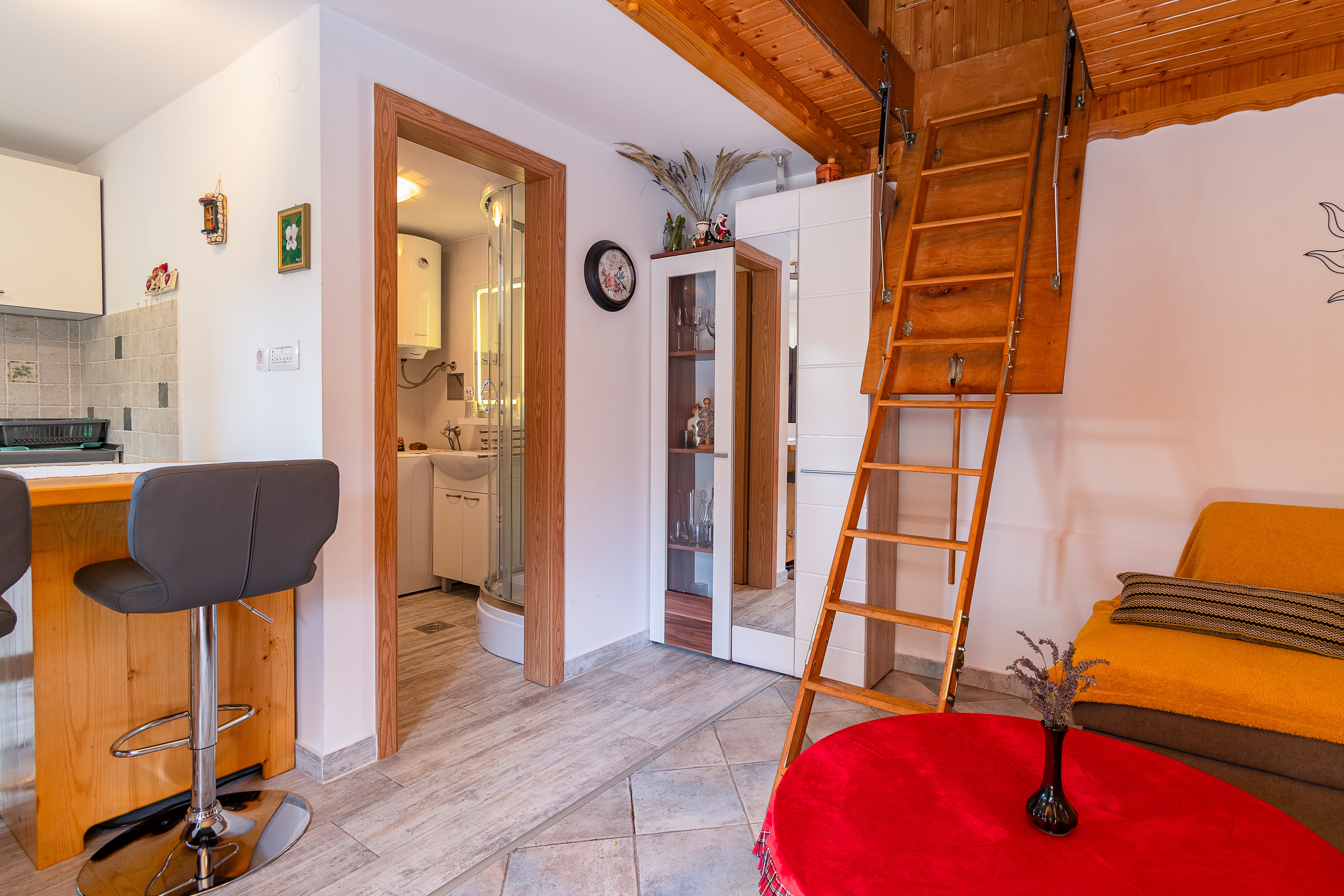 One bedroom apartment with terrace Prezid, Gorski kotar  A-a