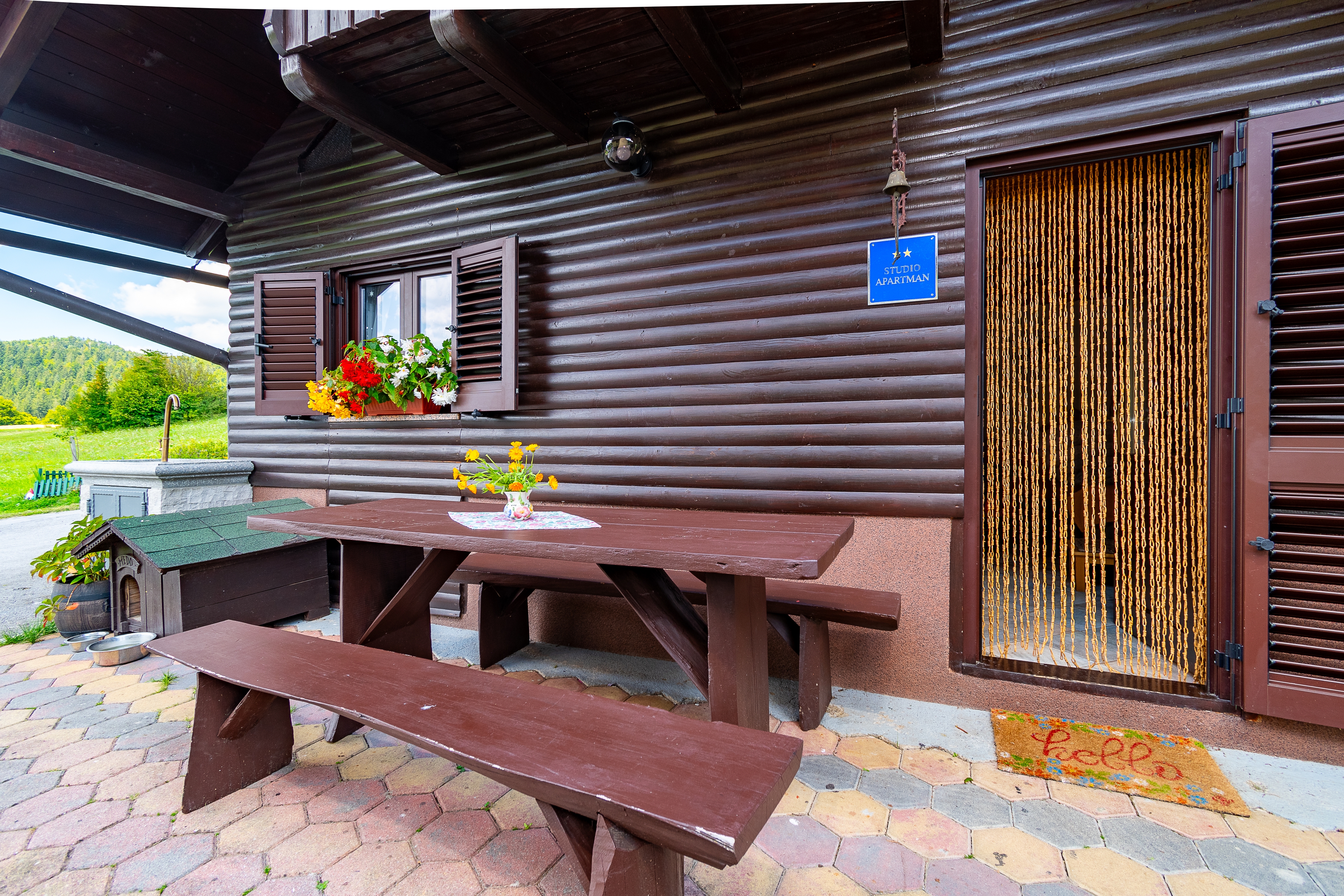 One bedroom apartment with terrace Prezid, Gorski kotar  A-a