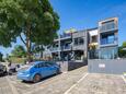 Kukci, Poreč, Parkeerplaats 20263 - Appartementen with pebble beach.