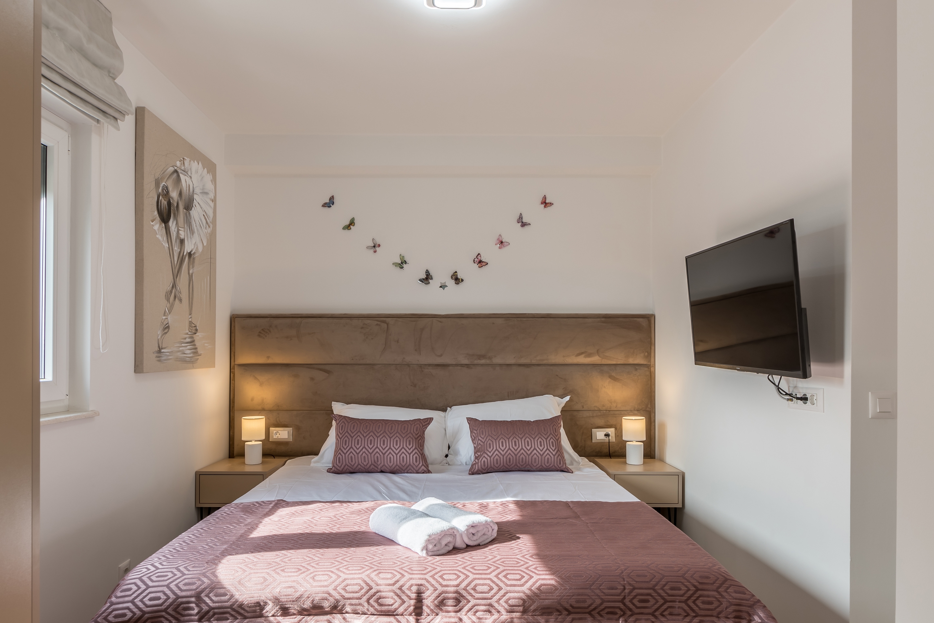 Three bedroom apartment with terrace and sea view Kaštel Lukšić, Kaštela  A-c