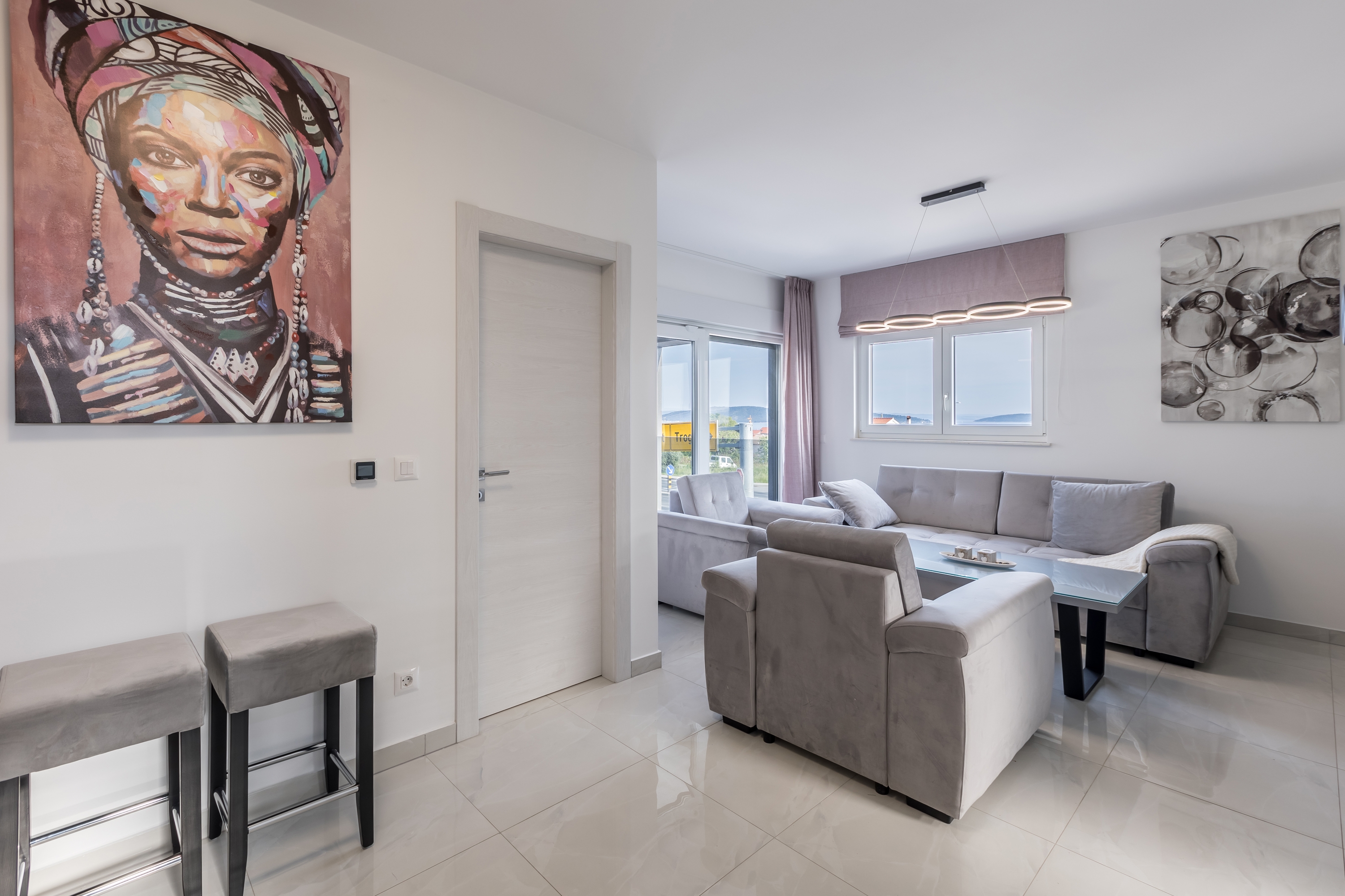 Three bedroom apartment with terrace and sea view Kaštel Lukšić, Kaštela  A-c