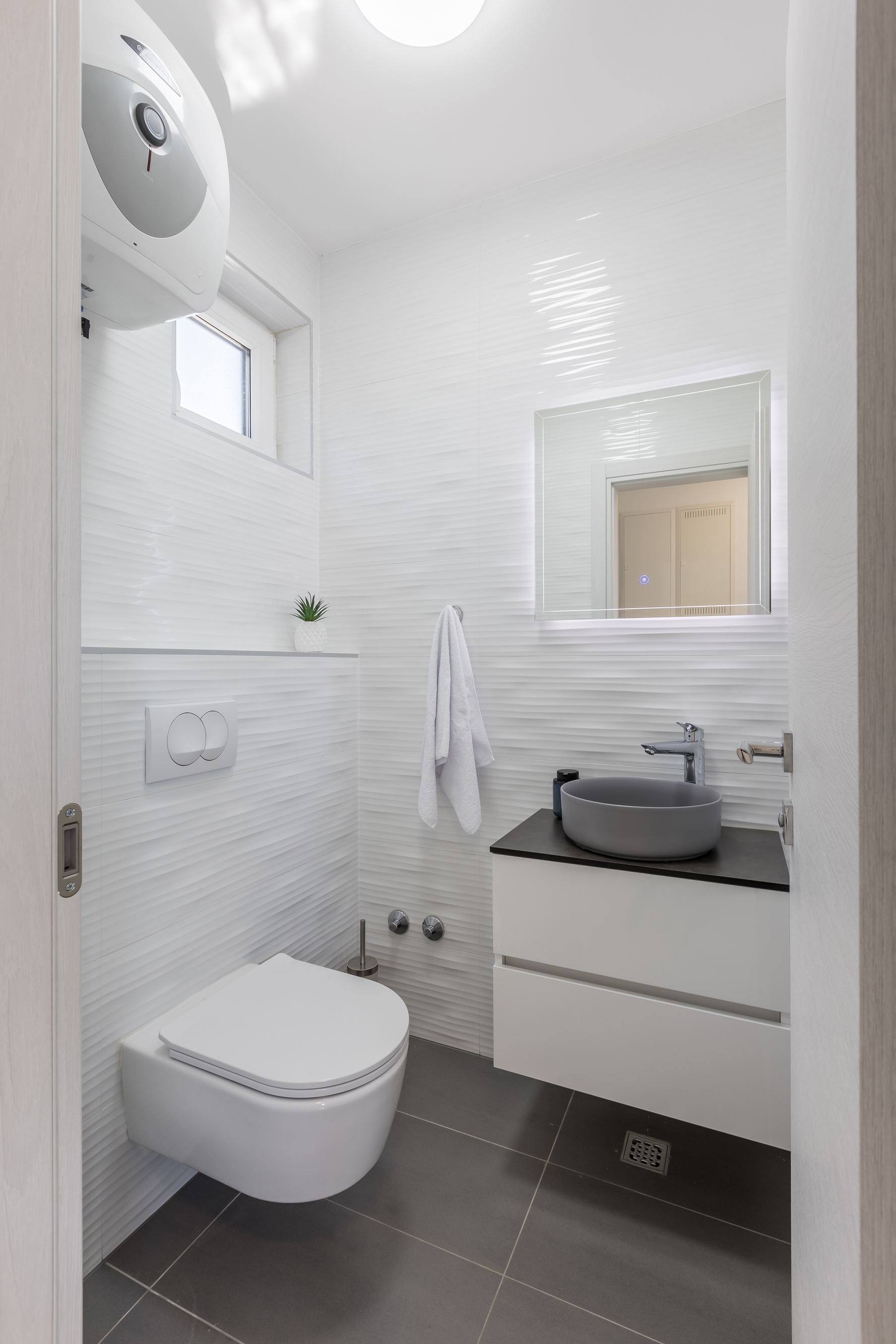 Two bedroom apartment with terrace and sea view Kaštel Lukšić, Kaštela  A-d