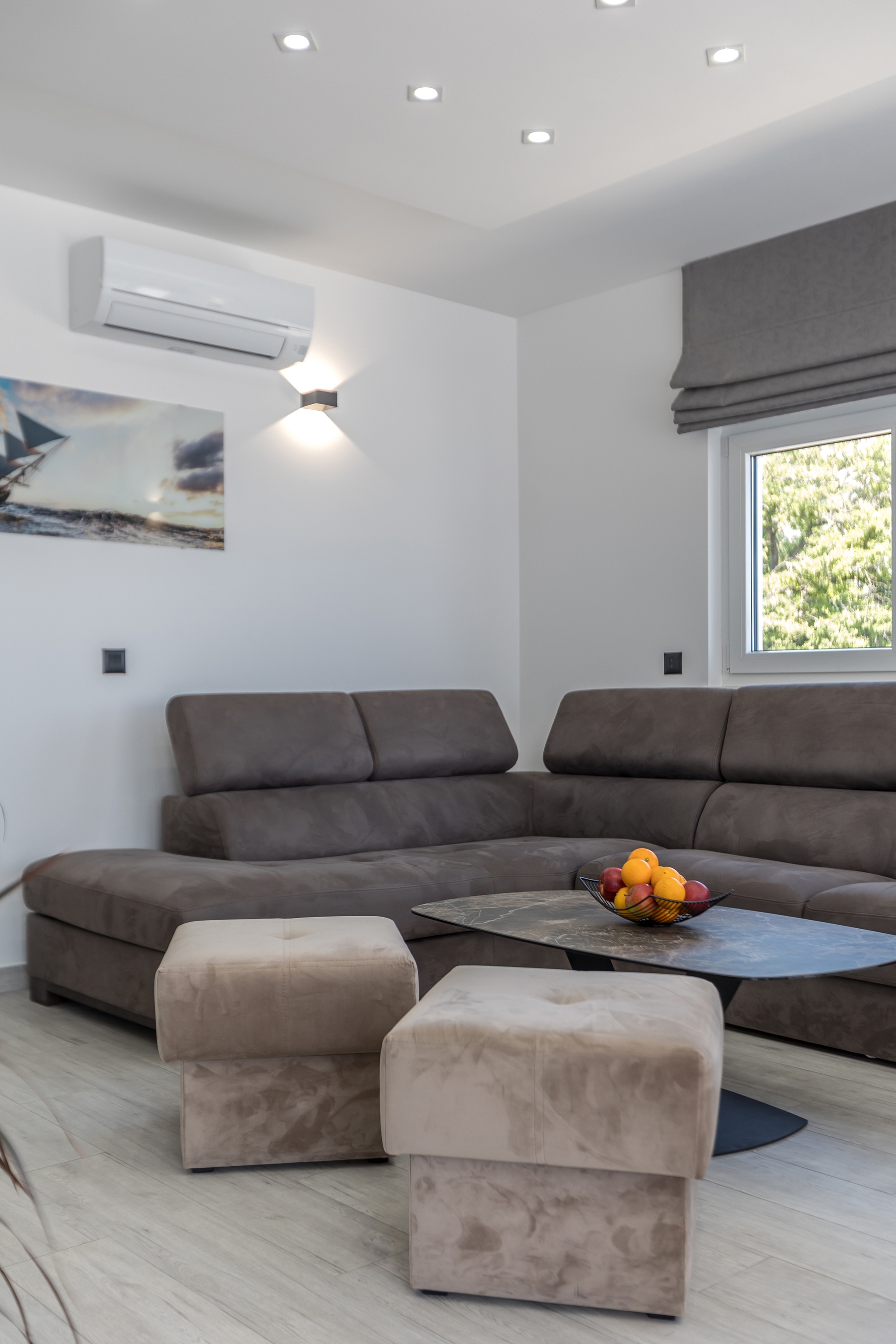 Two bedroom apartment with terrace and sea view Kaštel Lukšić, Kaštela  A-d