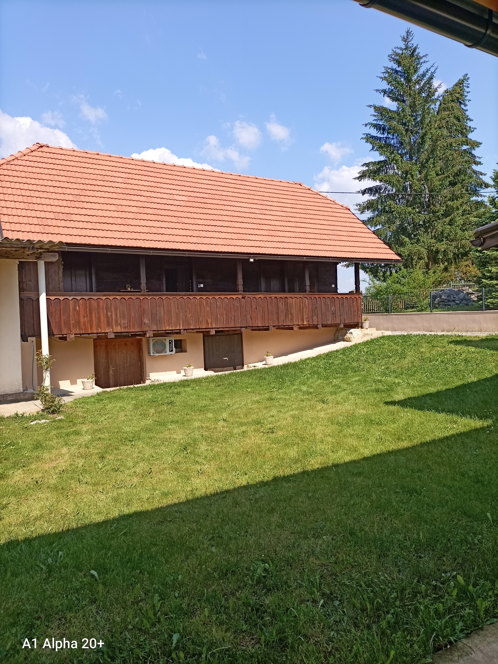 Dvosobna kuća s terasom Mihalić Selo, Karlovac  K