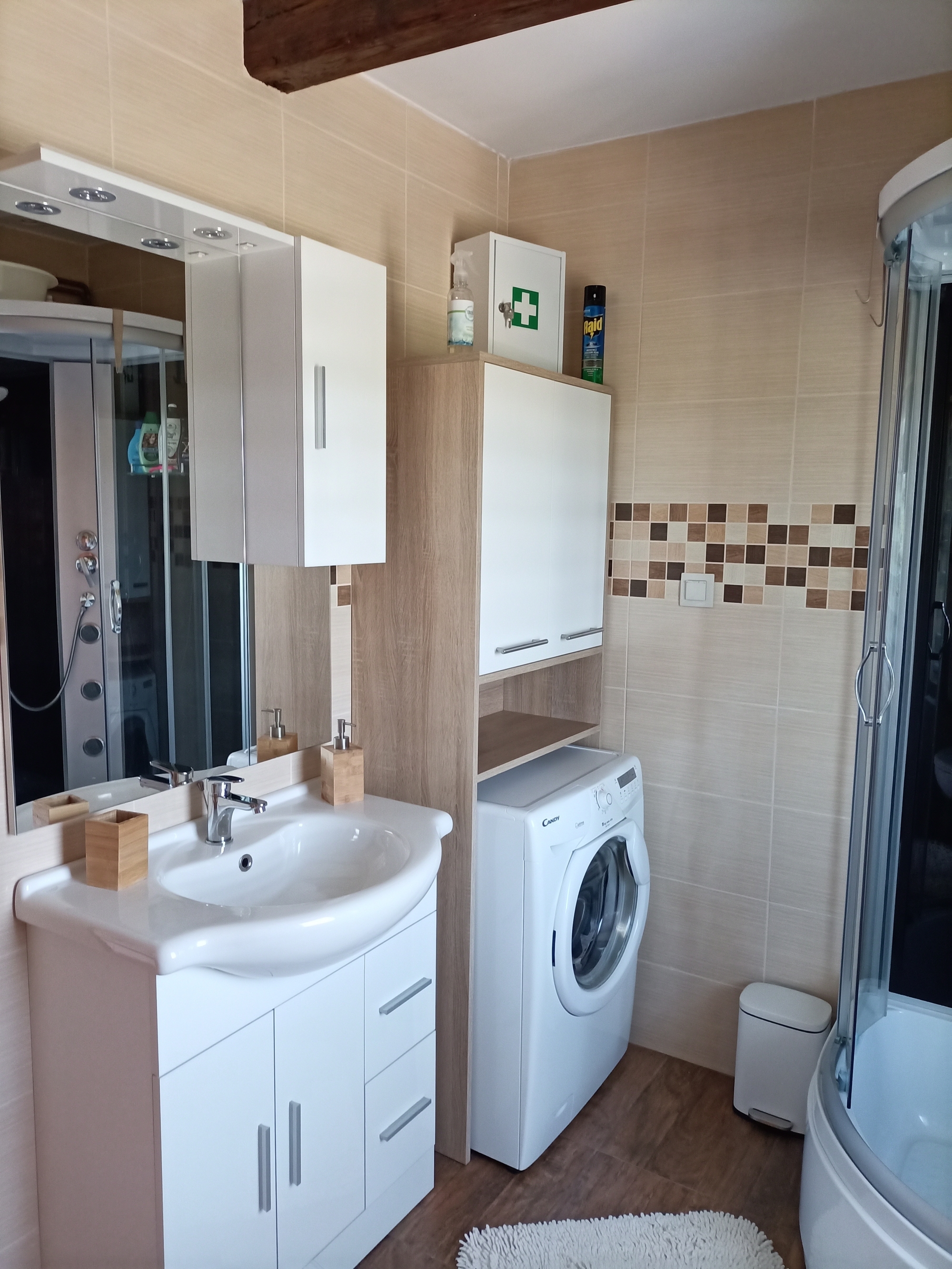 Two bedroom house with terrace Mihalić Selo, Karlovac  K