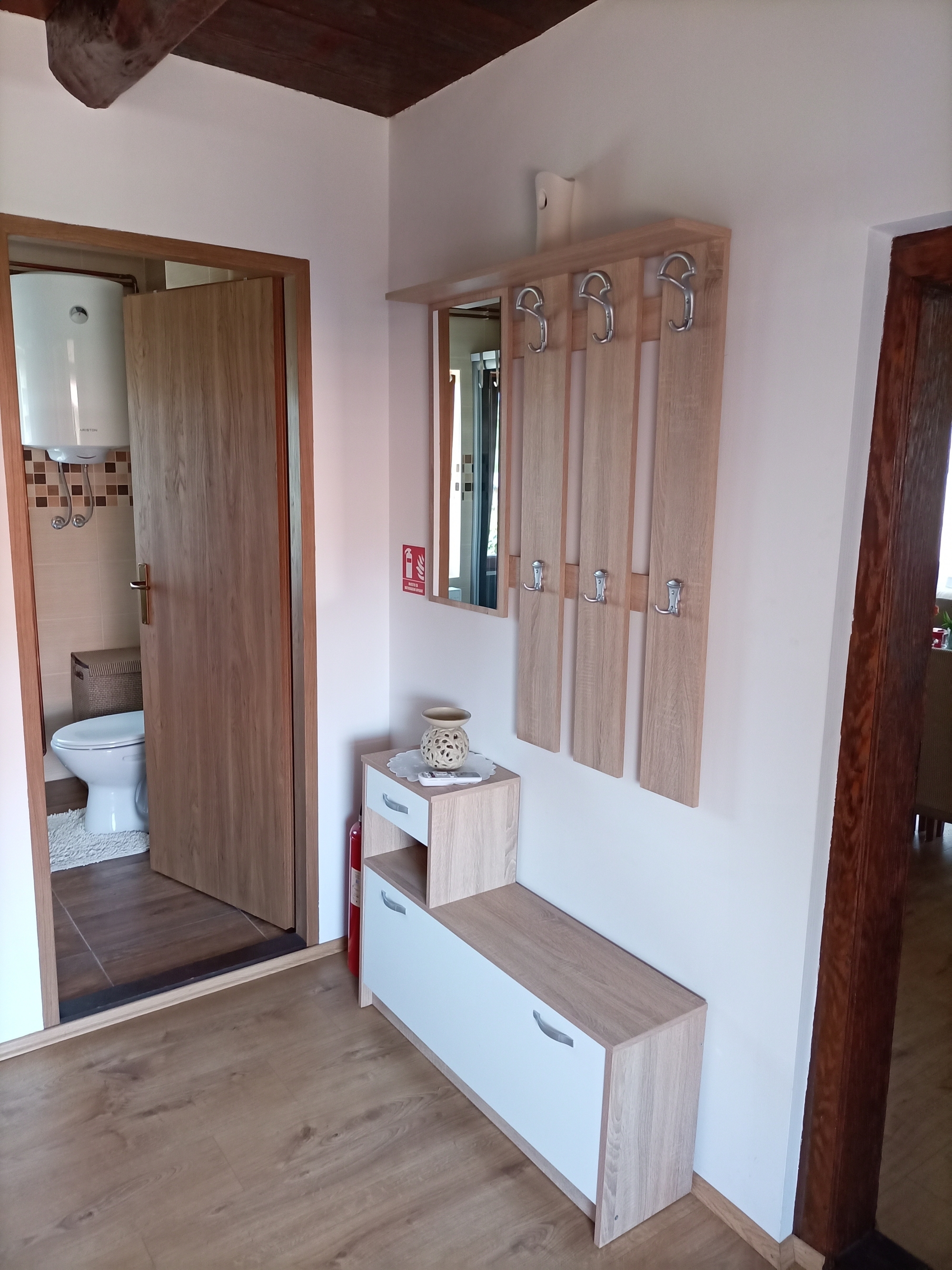 Two bedroom house with terrace Mihalić Selo, Karlovac  K