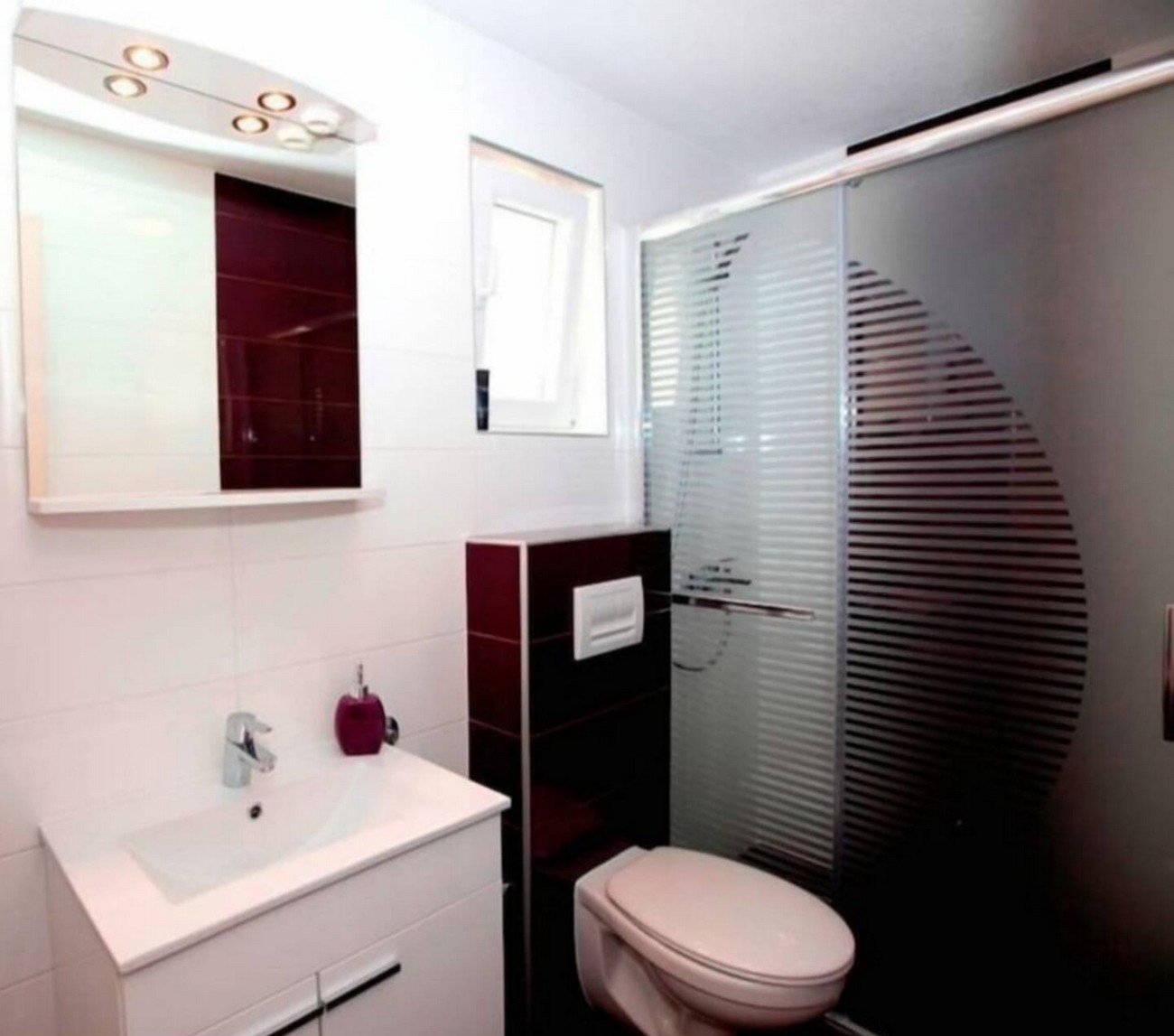 Three bedroom house with terrace and sea view Mastrinka, Čiovo  K
