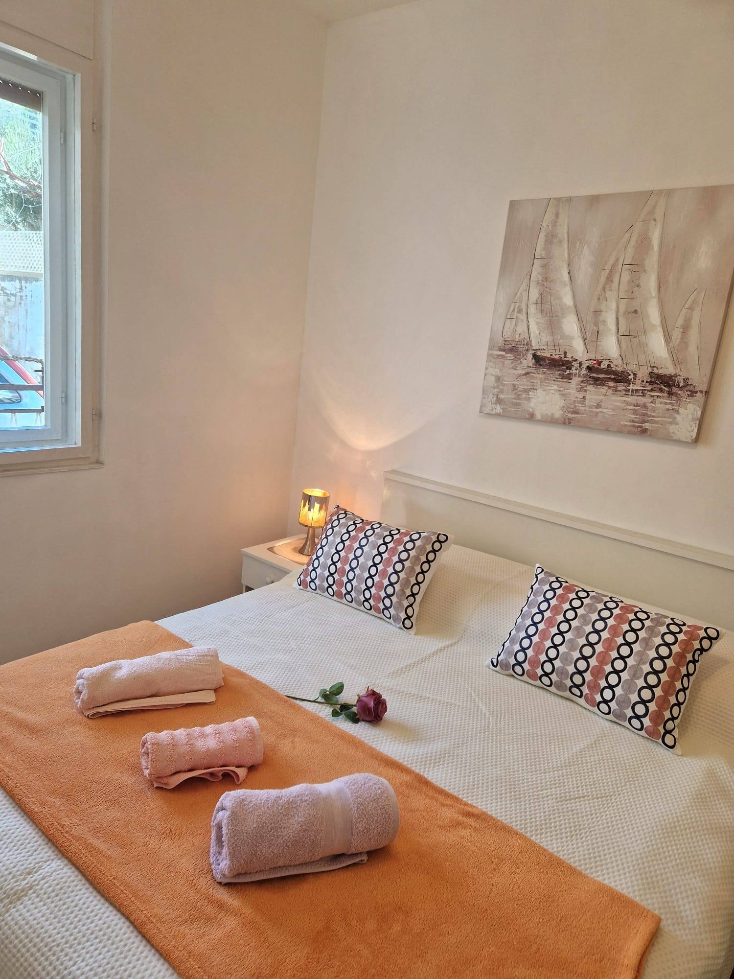 Two bedroom apartment with terrace and sea view Seget Donji, Trogir  A-a