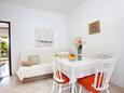Dining room Seget Donji, Dining room in the apartment, air condition available and WiFi.