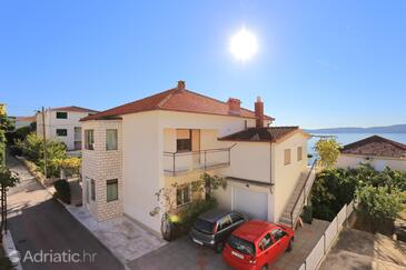Seget Donji, Trogir, Property 2029 - Apartments near sea with pebble beach.