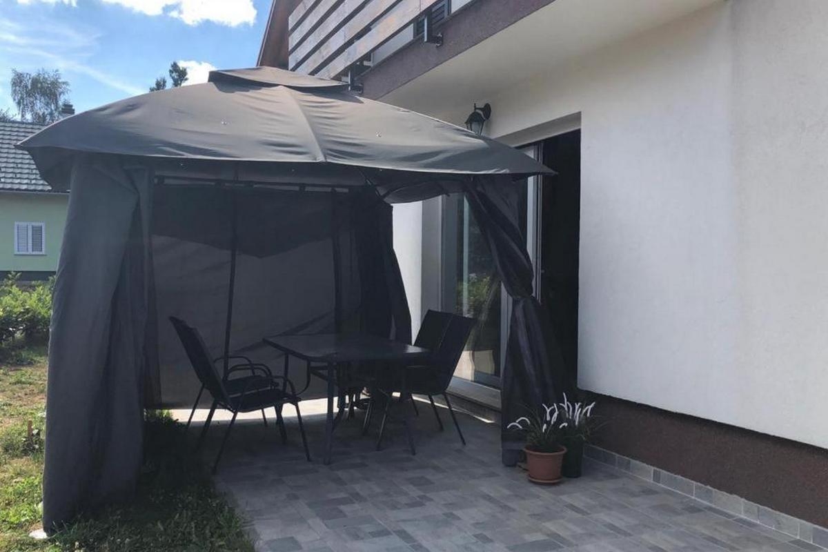 Dvosobna kuća s terasom Fužine, Gorski kotar  K