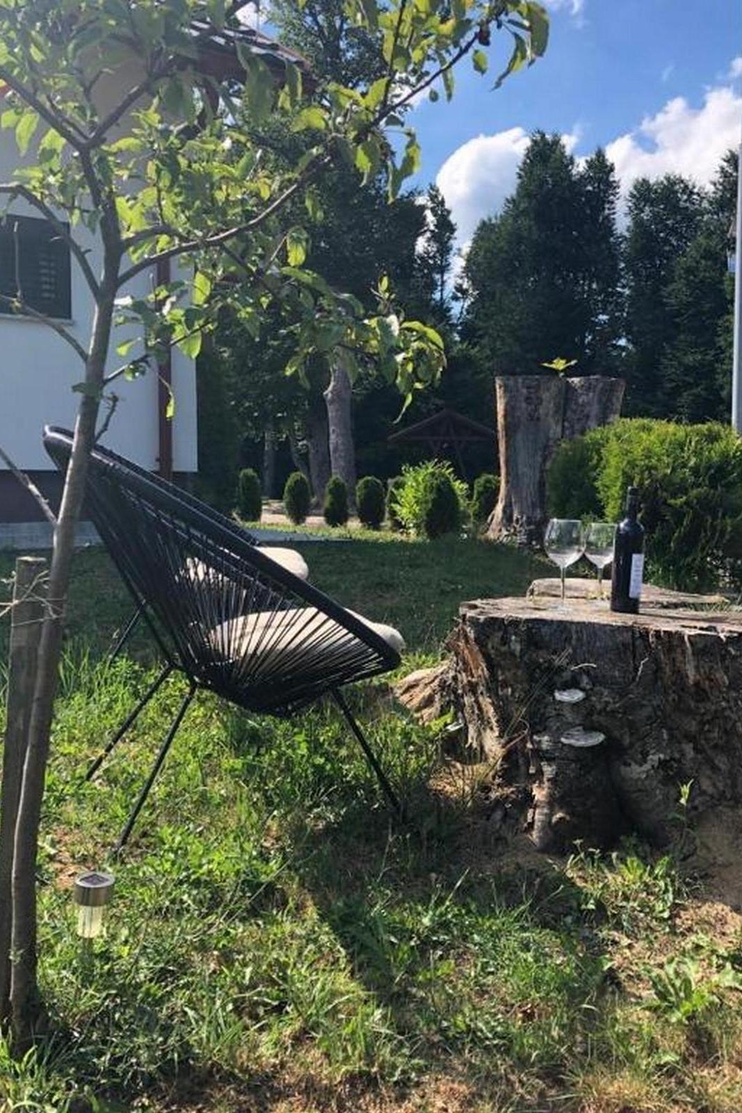 Dvosobna kuća s terasom Fužine, Gorski kotar  K