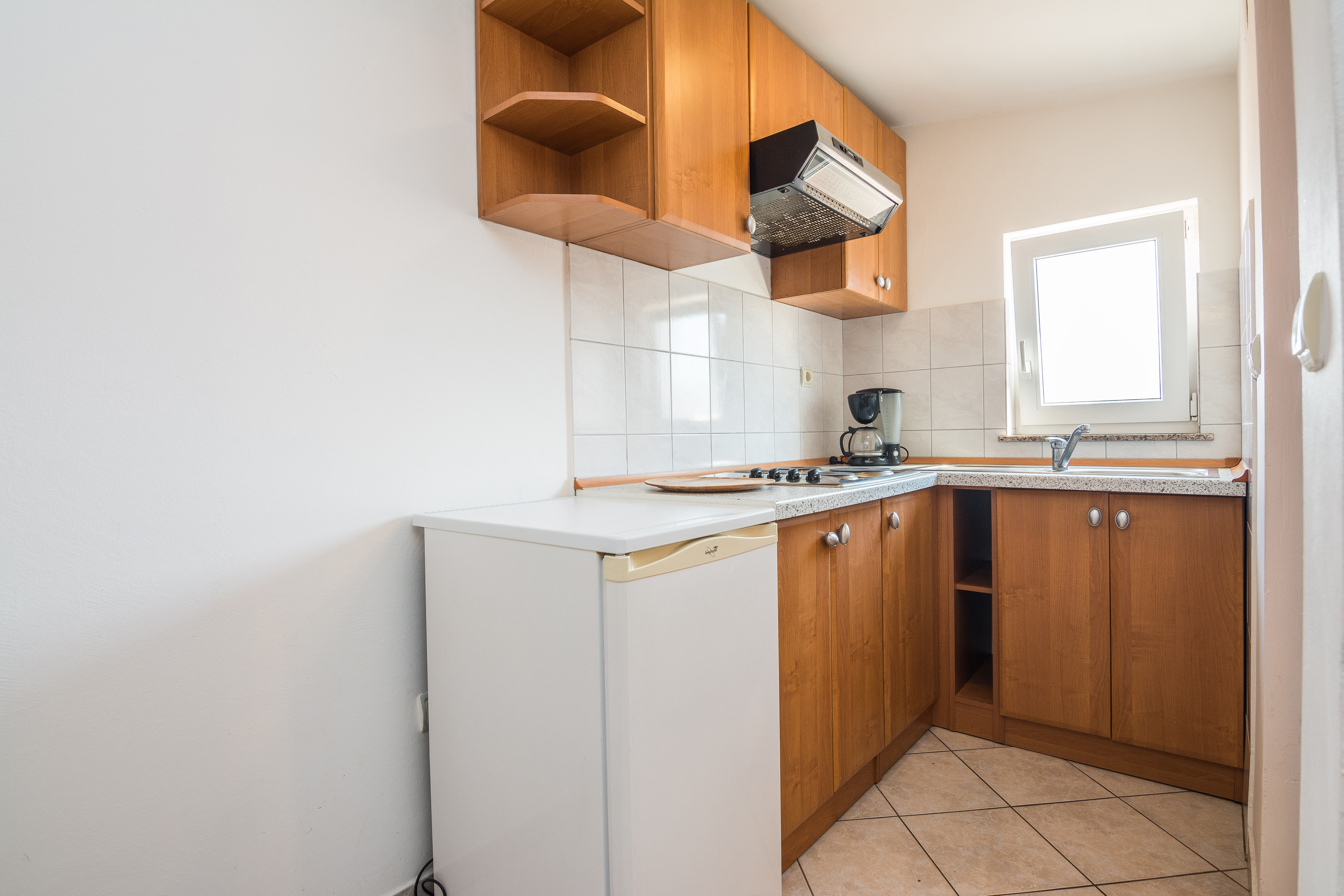 Studio flat with balcony and sea view Vir (AS-20333-a)