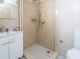 Bathroom Vir, Bathroom in the apartment, (pet friendly) and WiFi.