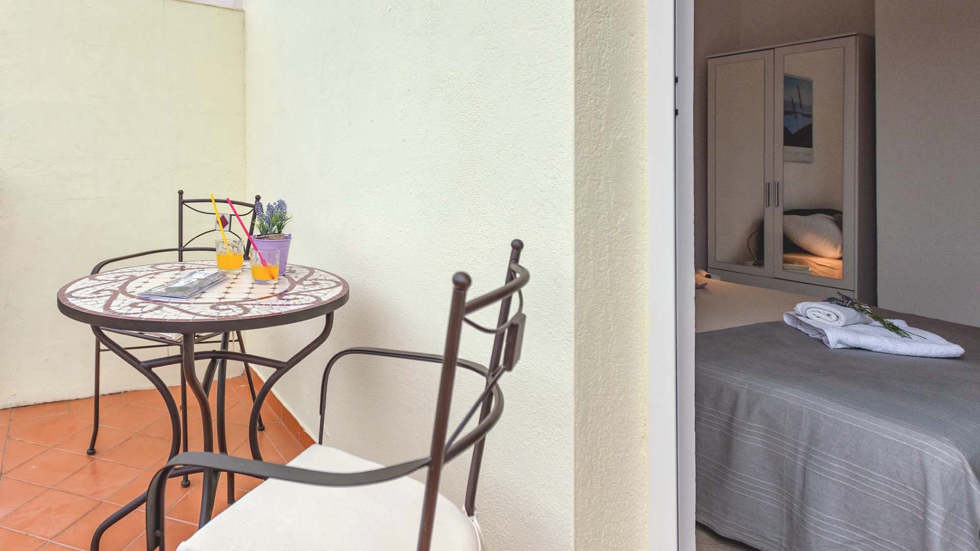 Three bedroom house with terrace Jelsa, Hvar  K