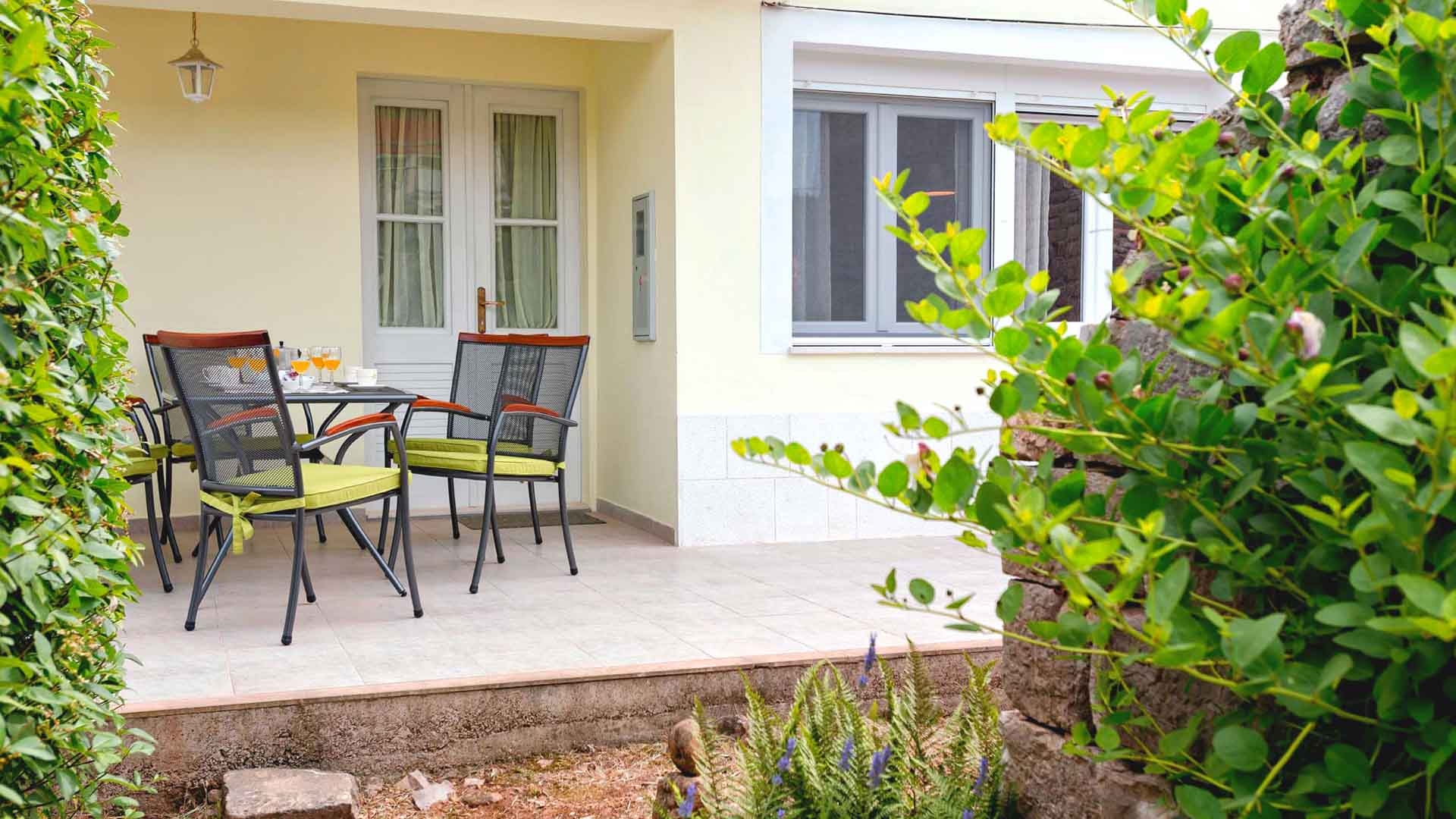 Three bedroom house with terrace Jelsa, Hvar  K