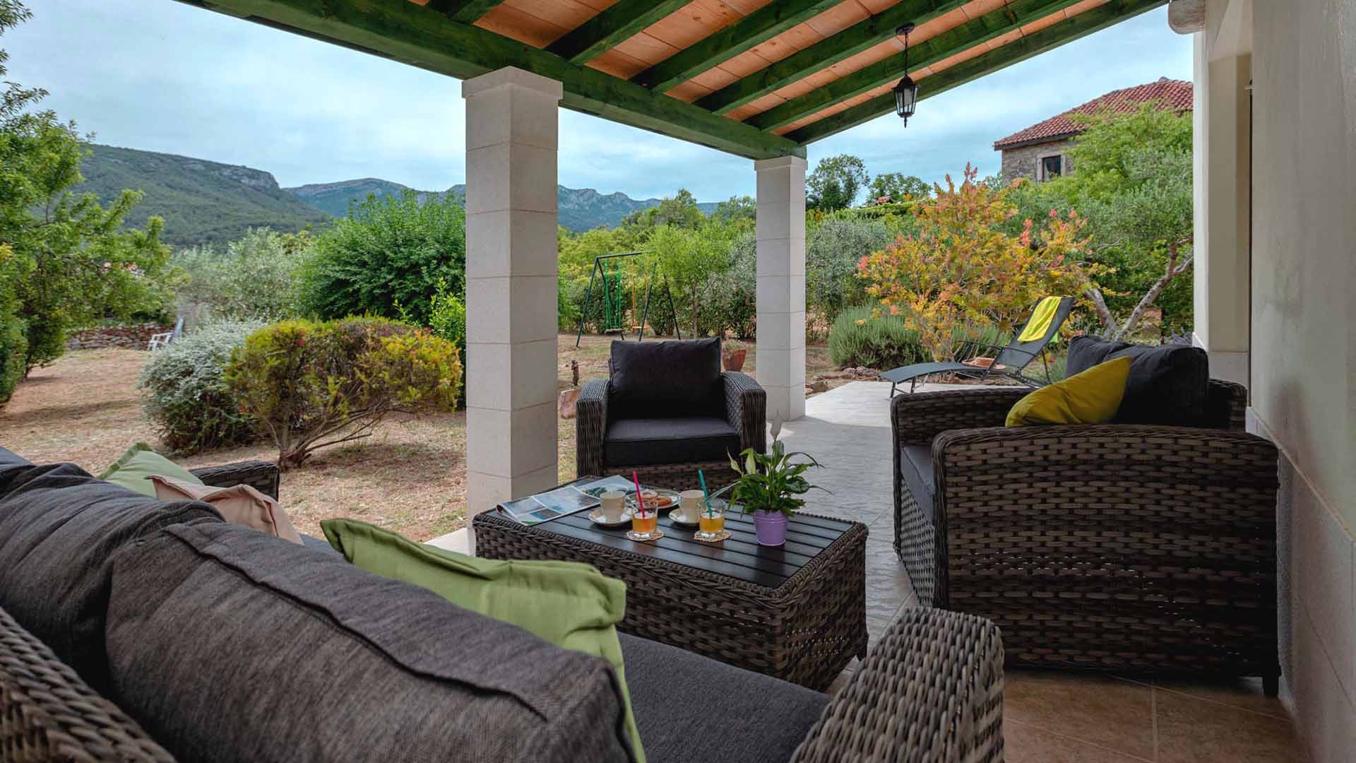 Three bedroom house with terrace Jelsa, Hvar  K