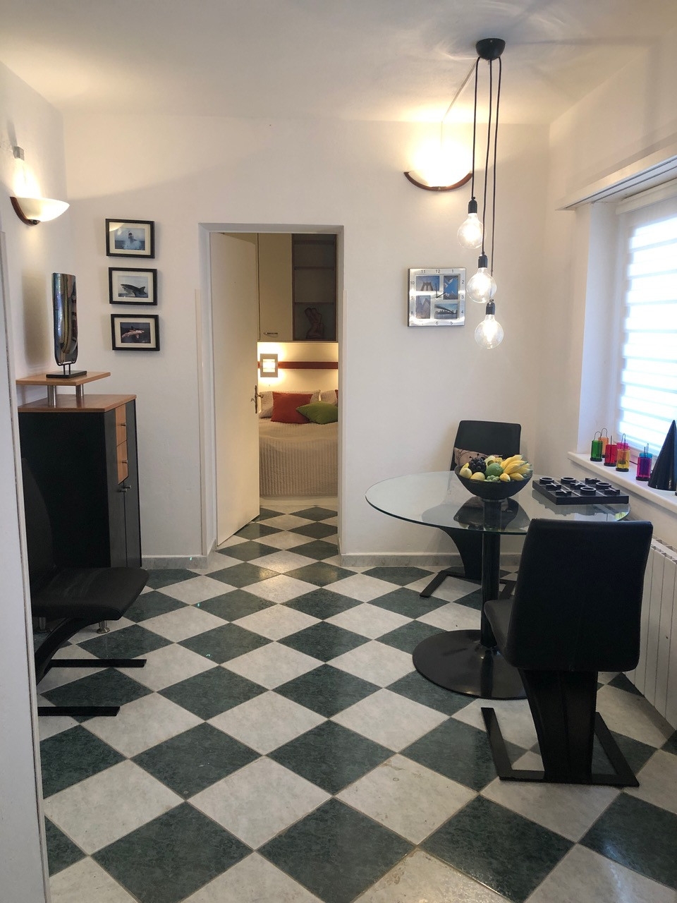 One bedroom apartment near beach Marina, Trogir  A-a