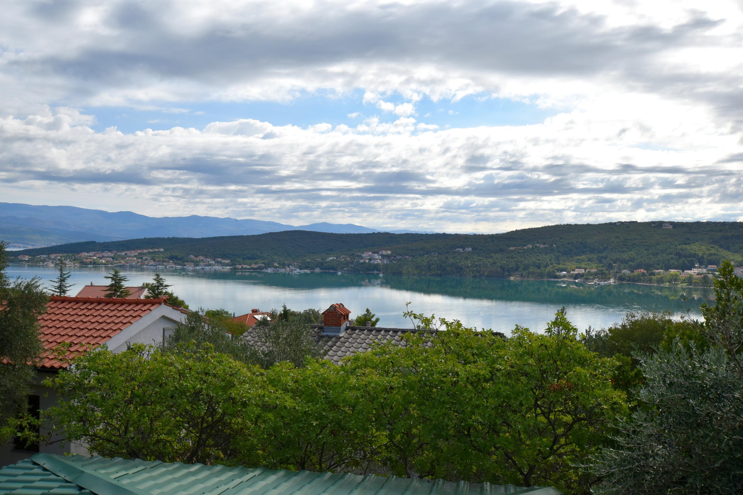 One bedroom apartment with terrace and sea view Čižići, Krk  A-b