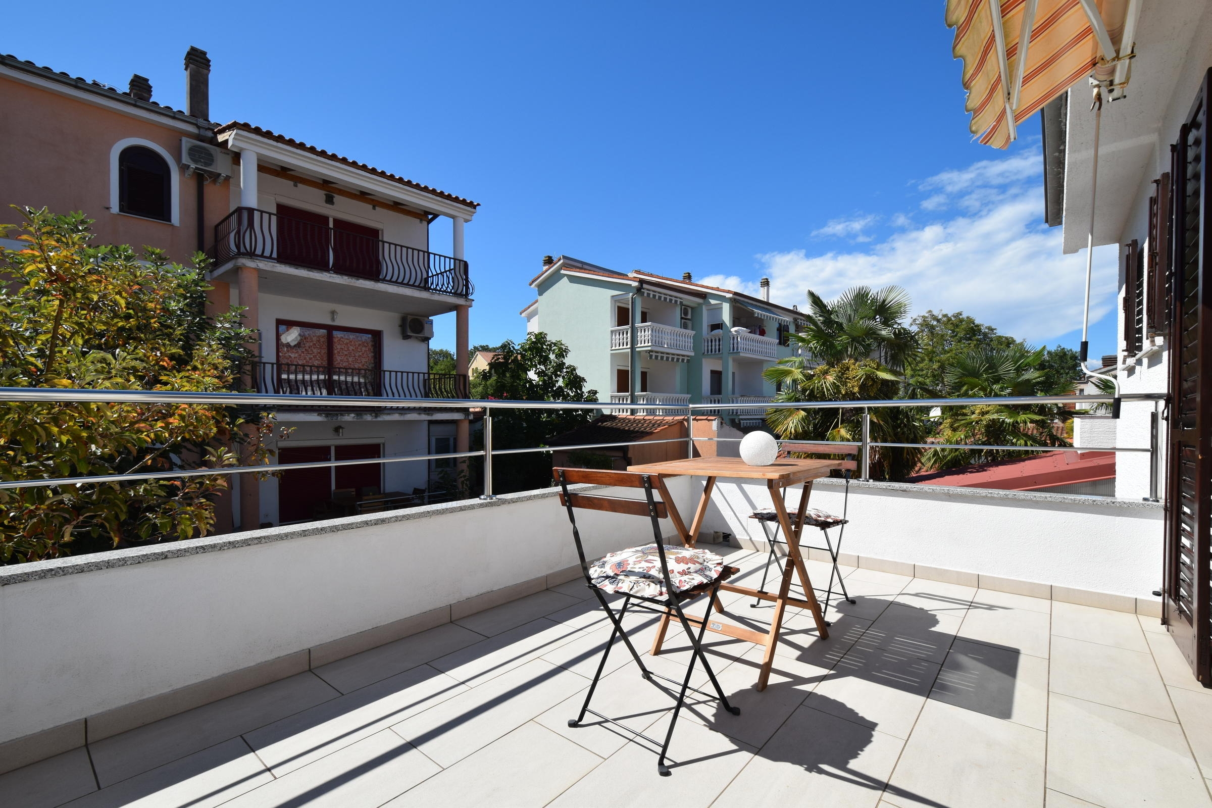 Studio flat with terrace Vantačići, Krk  AS-a