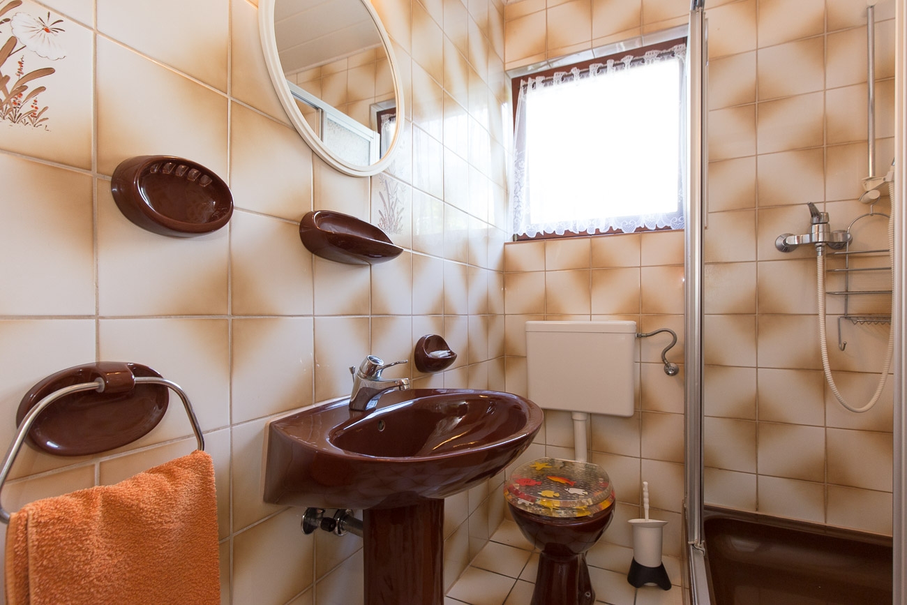 Three bedroom apartment with terrace Malinska, Krk  A-a