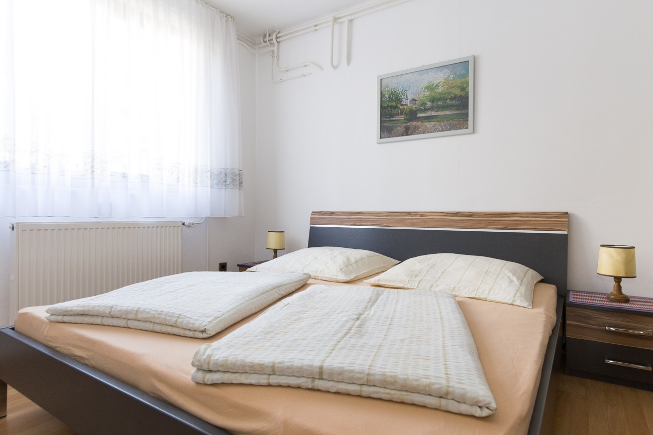 Three bedroom apartment with terrace Malinska, Krk  A-a