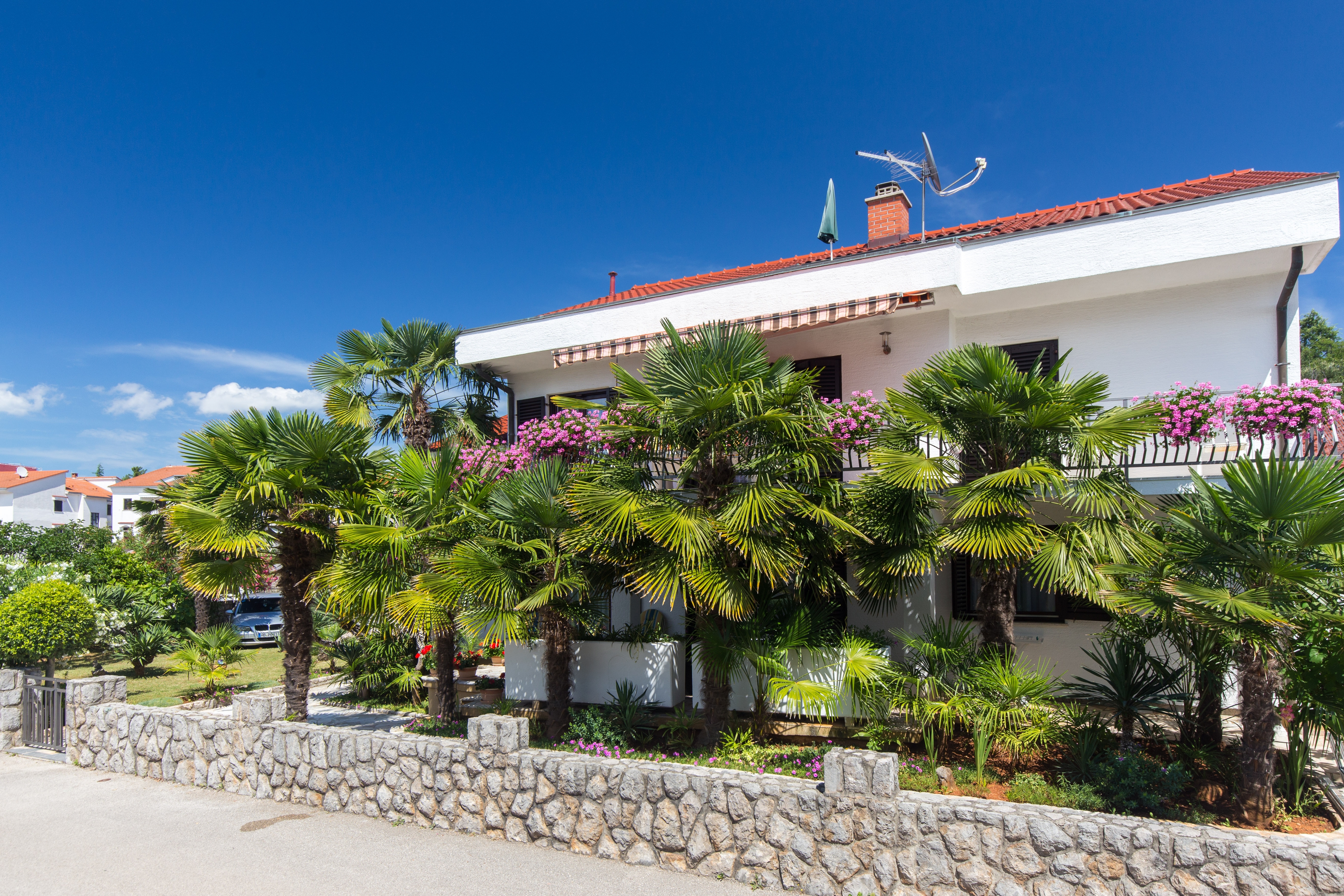 Three bedroom apartment with terrace Malinska, Krk (A-20353-a) Three bedroom apartment with terrace Malinska, Krk (A-20353-a)