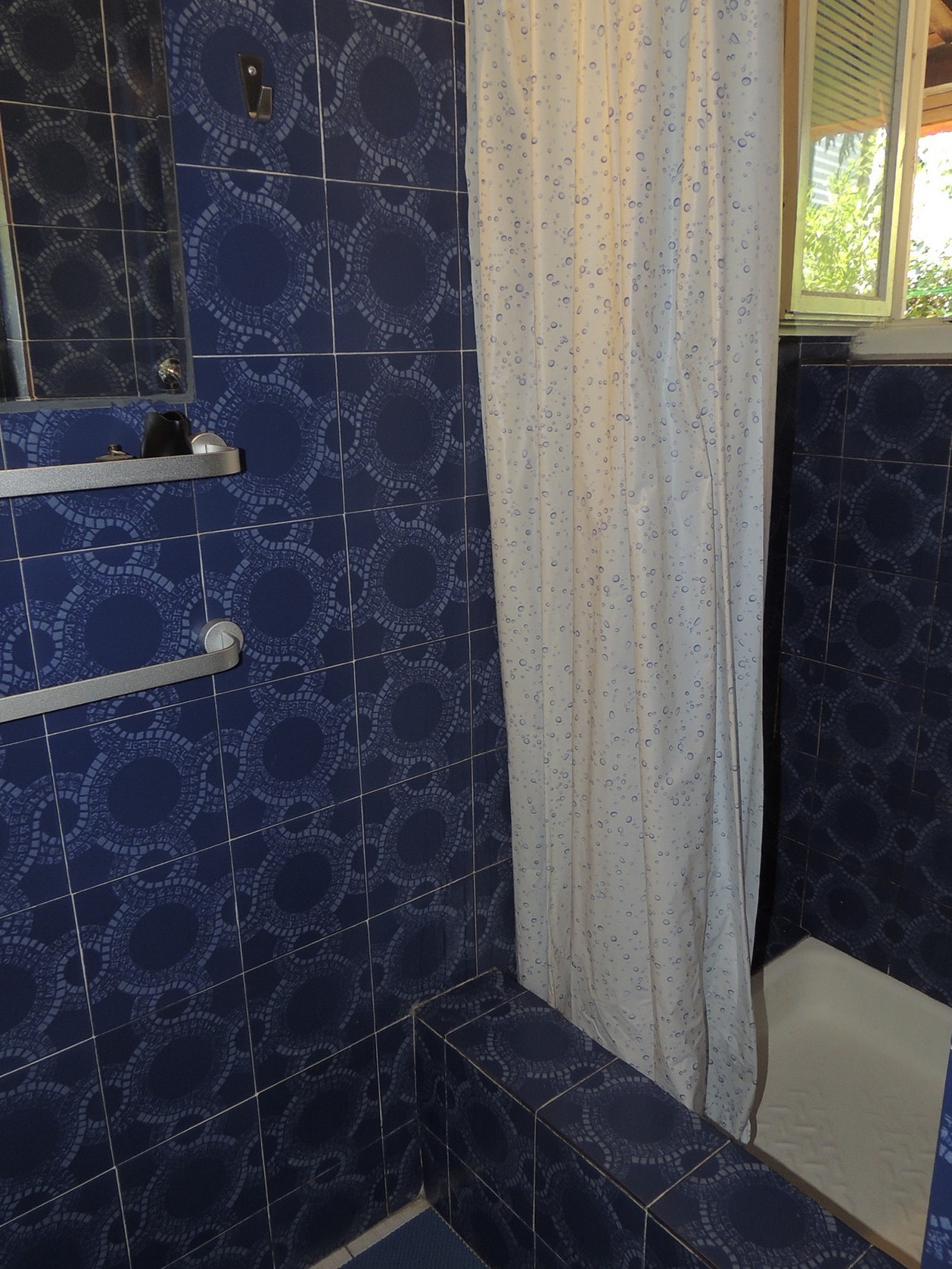 Two bedroom apartment with terrace and sea view Vantačići, Krk  A-a