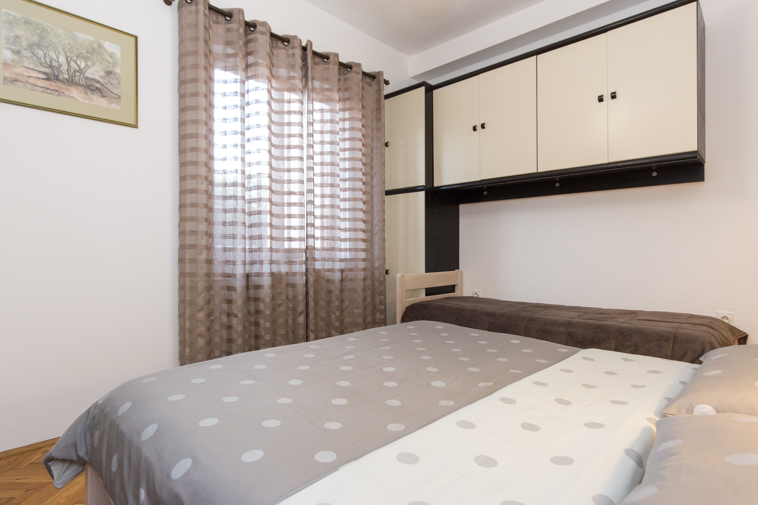 Four bedroom apartment with air-conditioning Krk  A-a