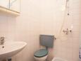 Krk, Ванная комната 5 в размещении типа apartment, WiFi.