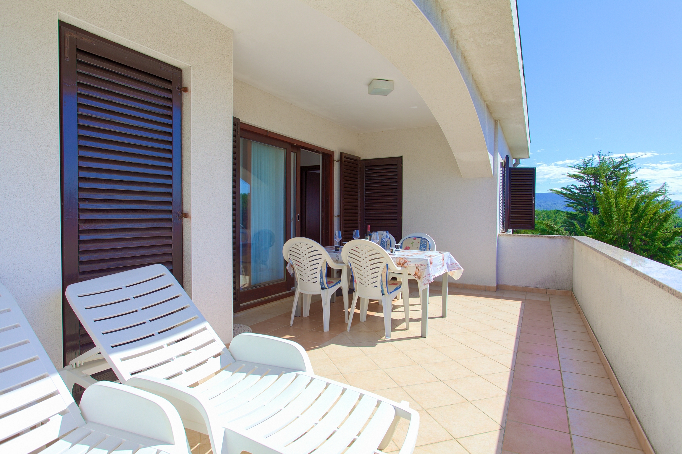 Two bedroom apartment with terrace Krk  A-b
