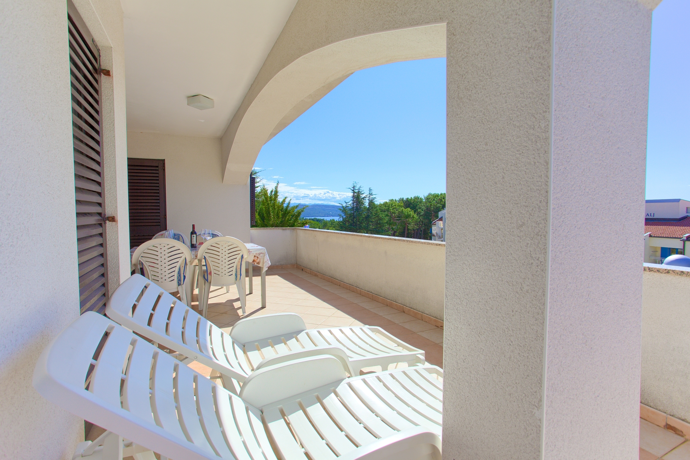 Two bedroom apartment with terrace Krk  A-b