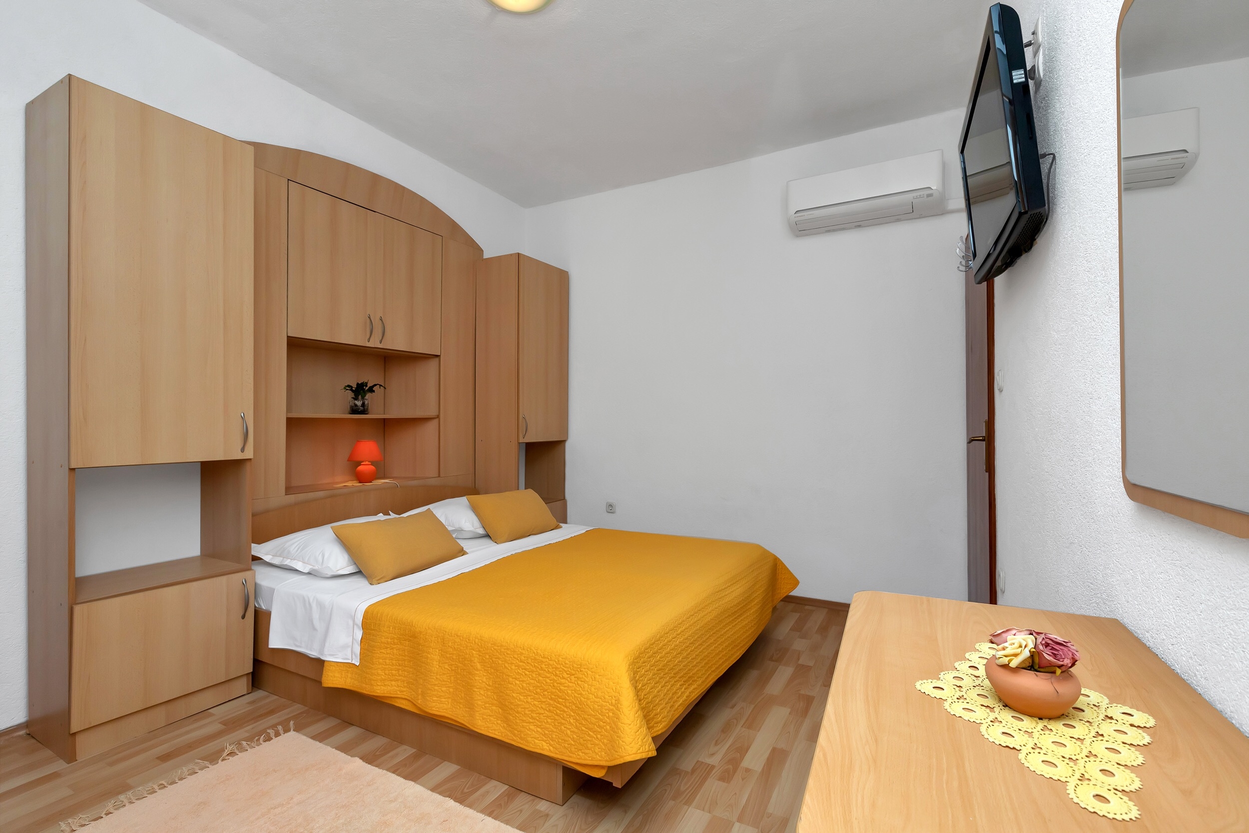 Top Makarska Igrane Top Makarska Igrane