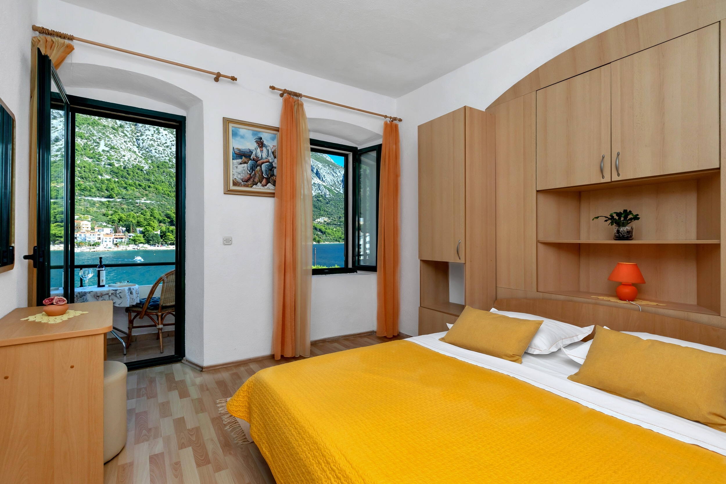 Top Makarska Igrane Top Makarska Igrane