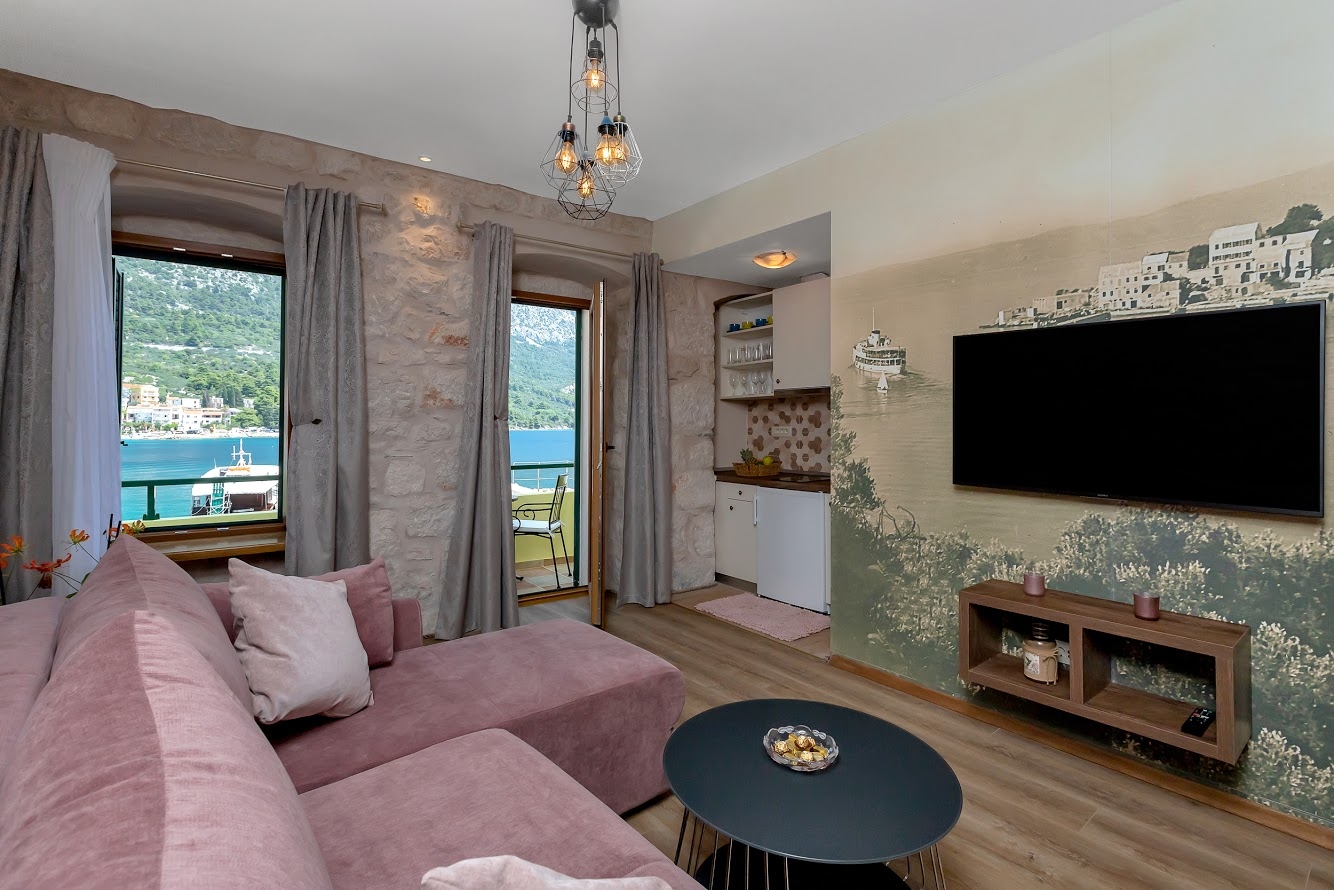Top Makarska Igrane Top Makarska Igrane