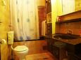 Lukoran, Bathroom in the apartment, (pet friendly) and WiFi.