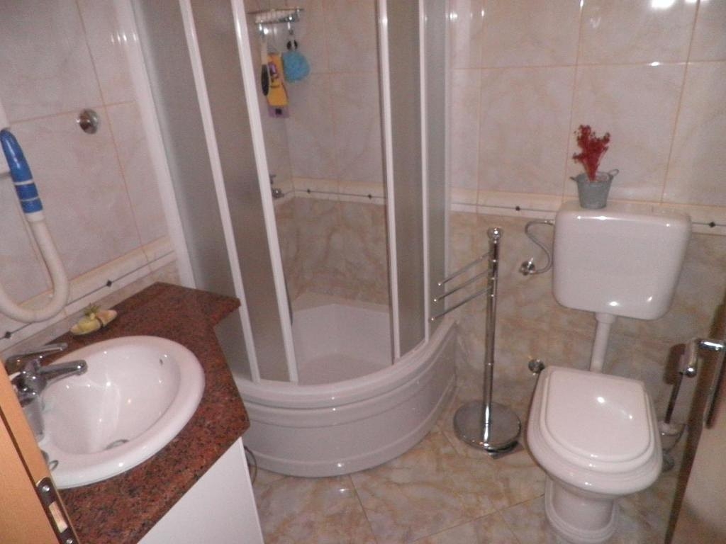 Two bedroom apartment with terrace Preko, Ugljan  A-b