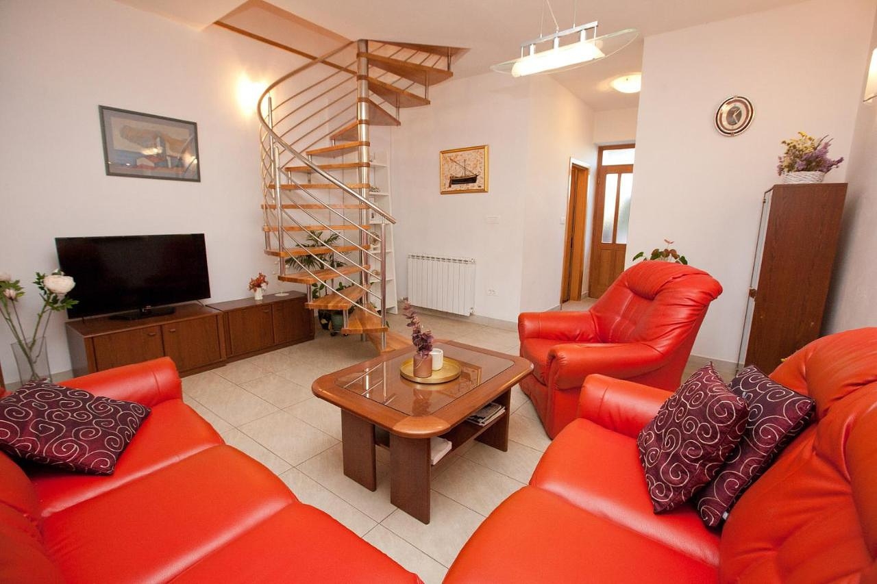 Two bedroom apartment with terrace Preko, Ugljan  A-b