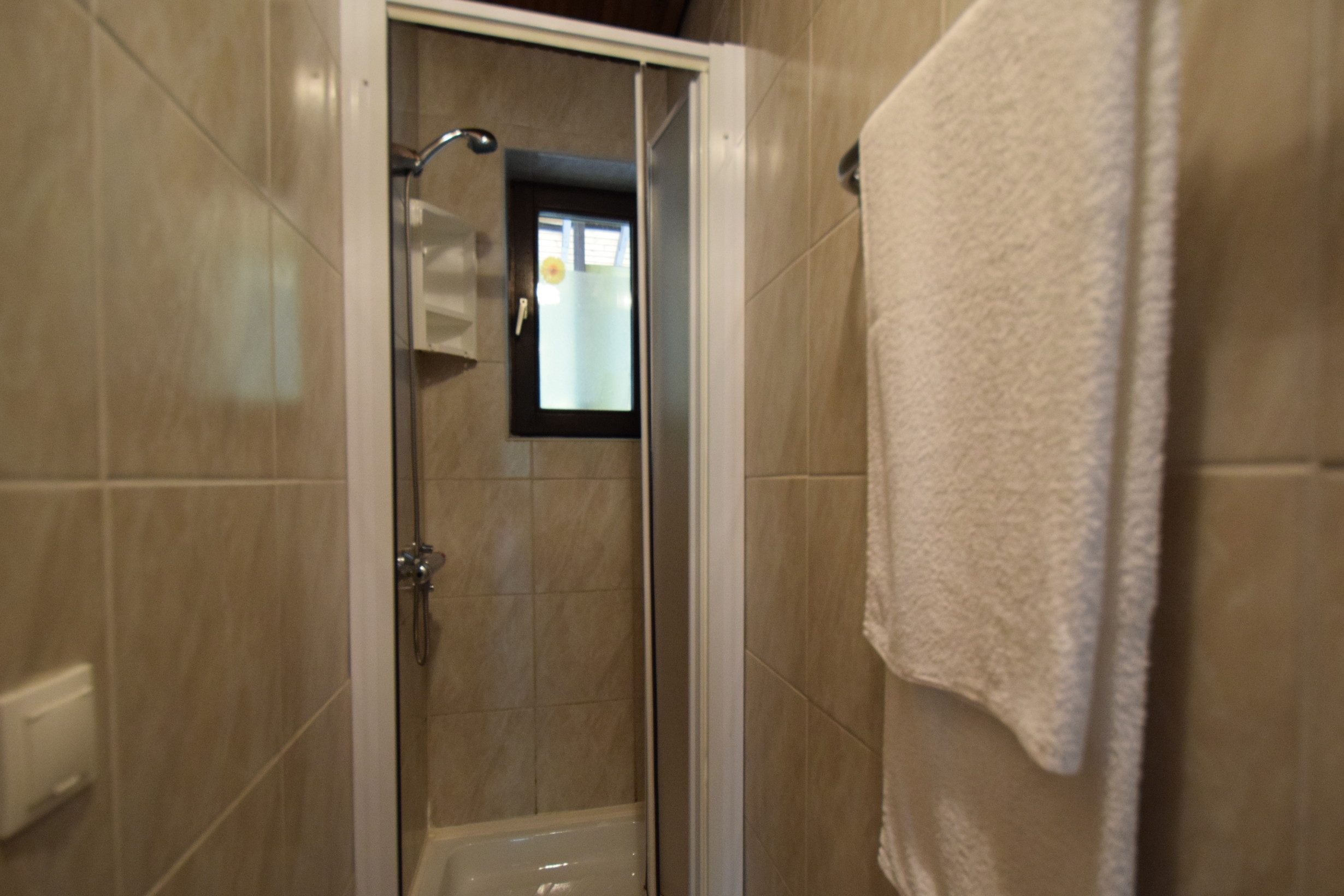 Three bedroom apartment with terrace Vantačići, Krk  A-a
